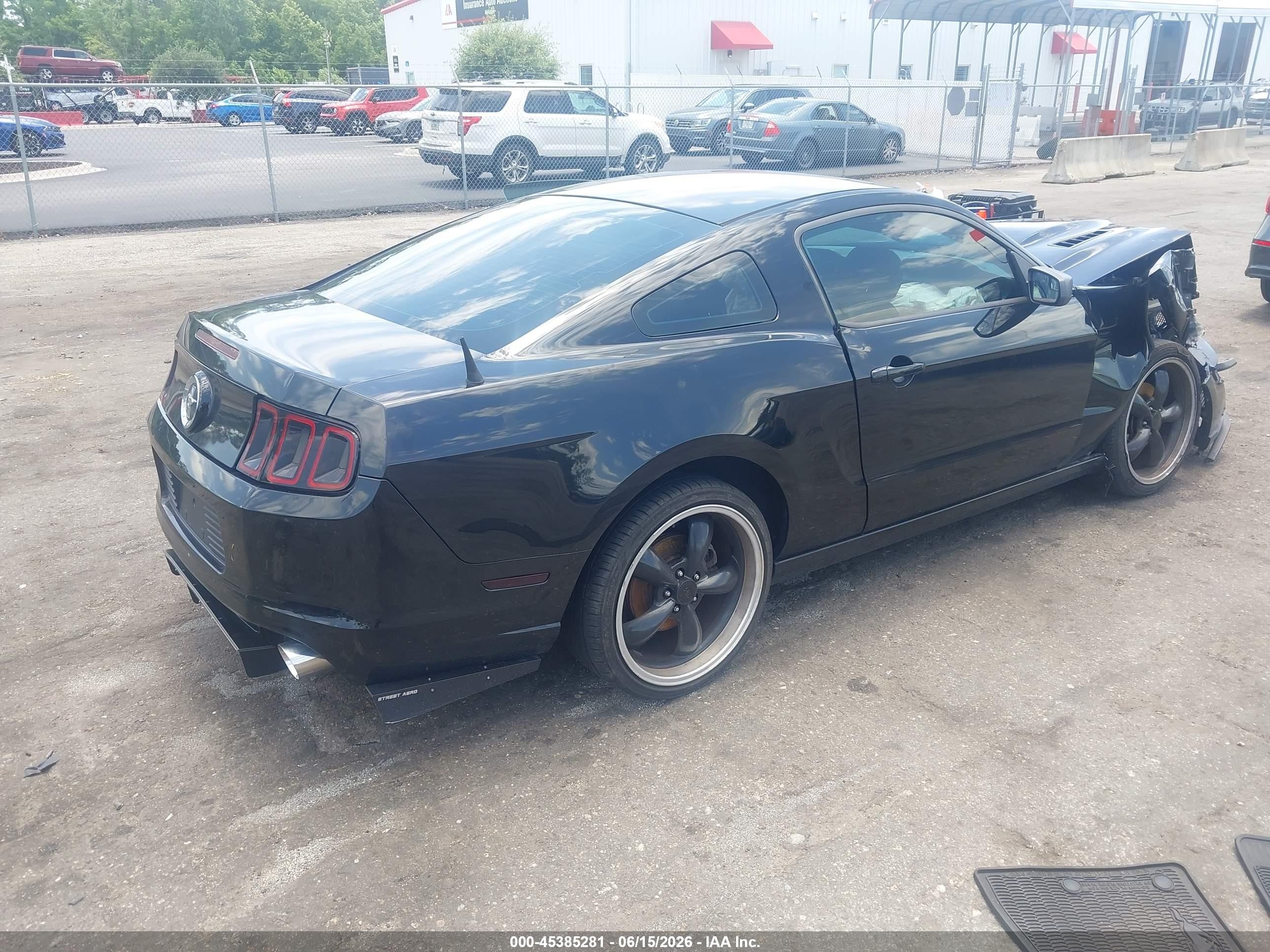 2014 Ford Mustang   Black vin: 1ZVBP8AM7E5290149