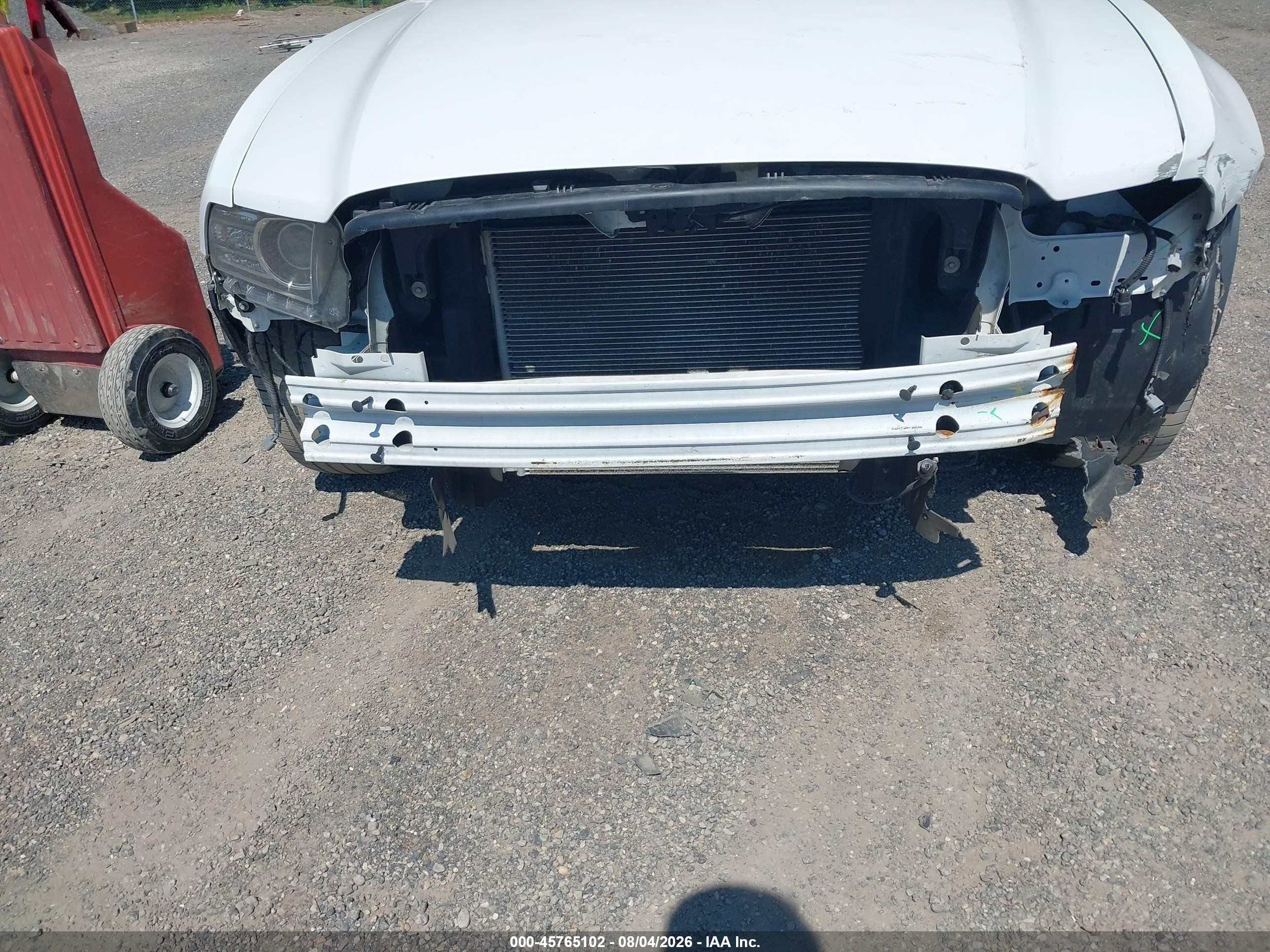 2014 Ford Mustang V6 Белый vin: 1ZVBP8AM7E5302154
