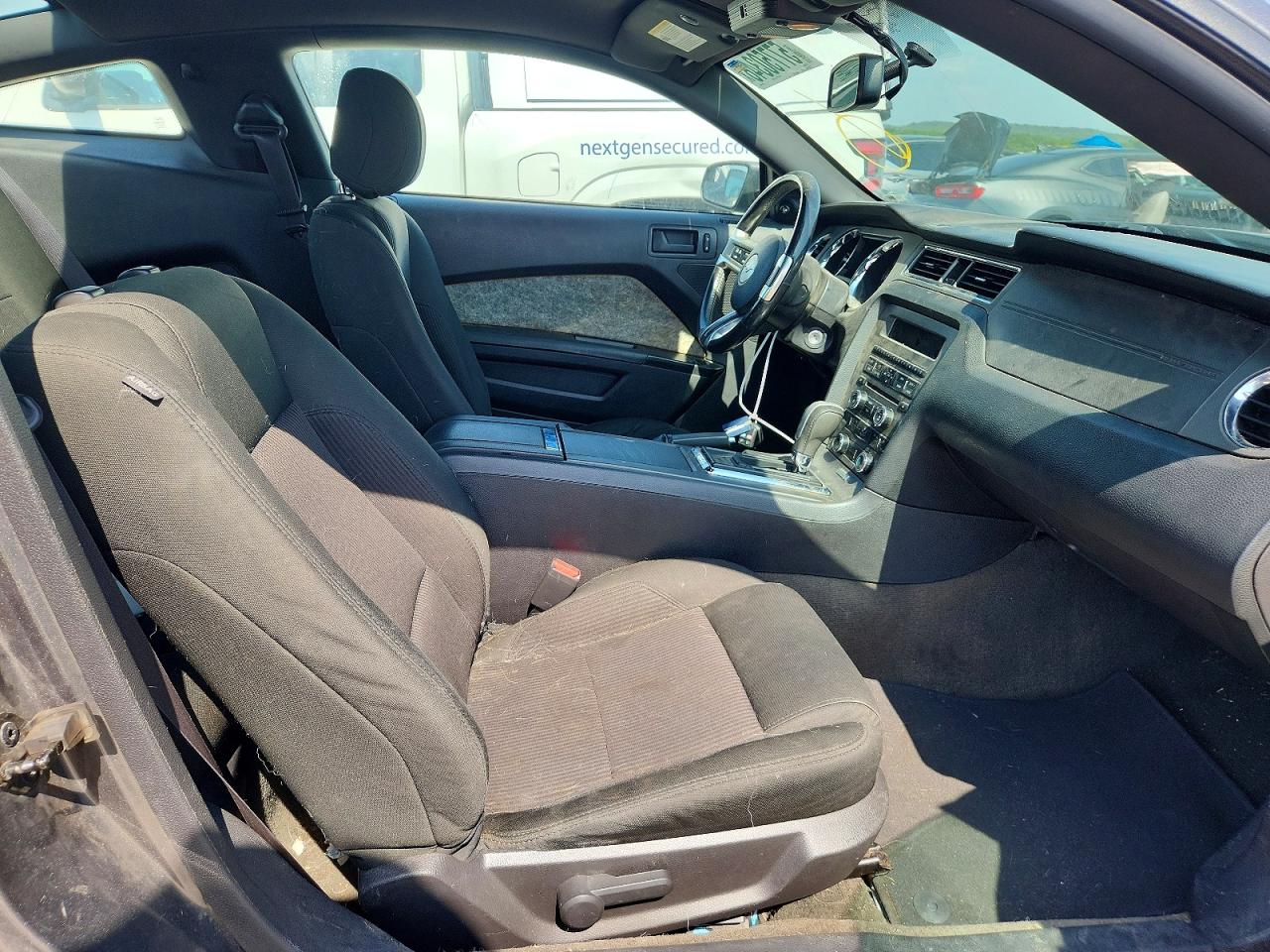 2014 Ford Mustang Gray vin: 1ZVBP8AM7E5328981