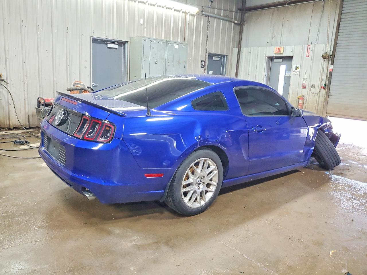 2014 Ford Mustang Blue vin: 1ZVBP8AM7E5333131