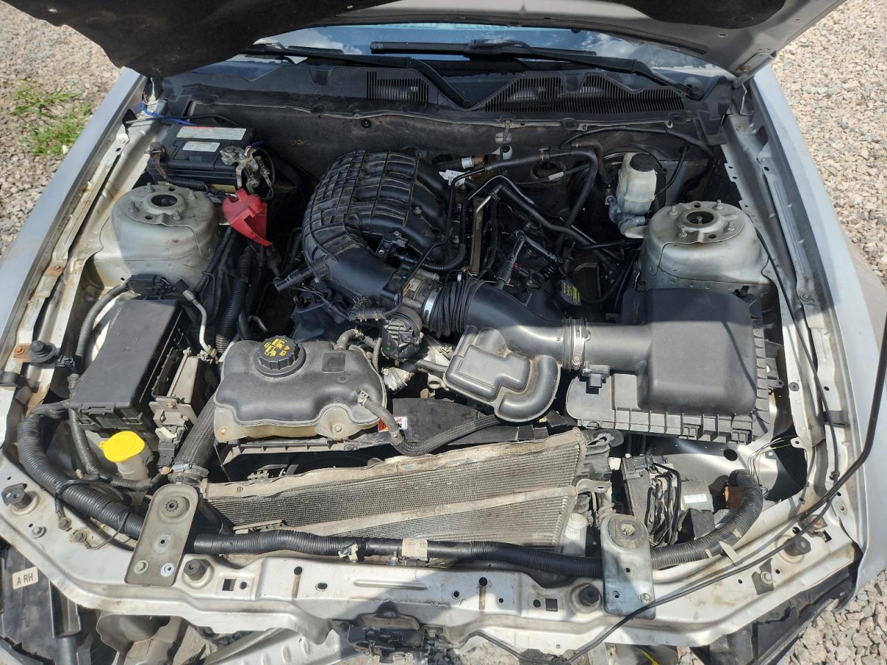 2011 Ford Mustang Silver vin: 1ZVBP8AM8B5103898
