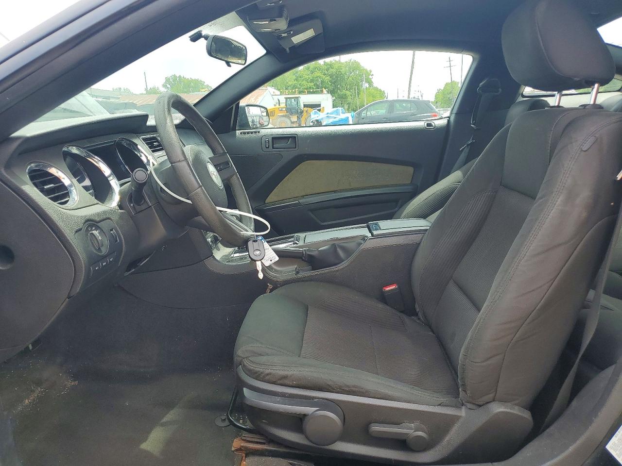 2011 Ford Mustang Черный vin: 1ZVBP8AM8B5151577