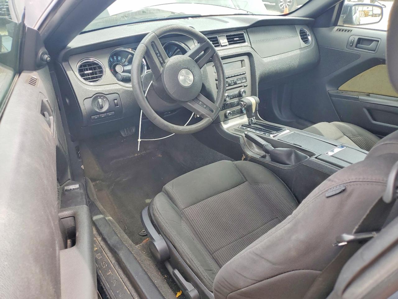 2011 Ford Mustang Черный vin: 1ZVBP8AM8B5151577