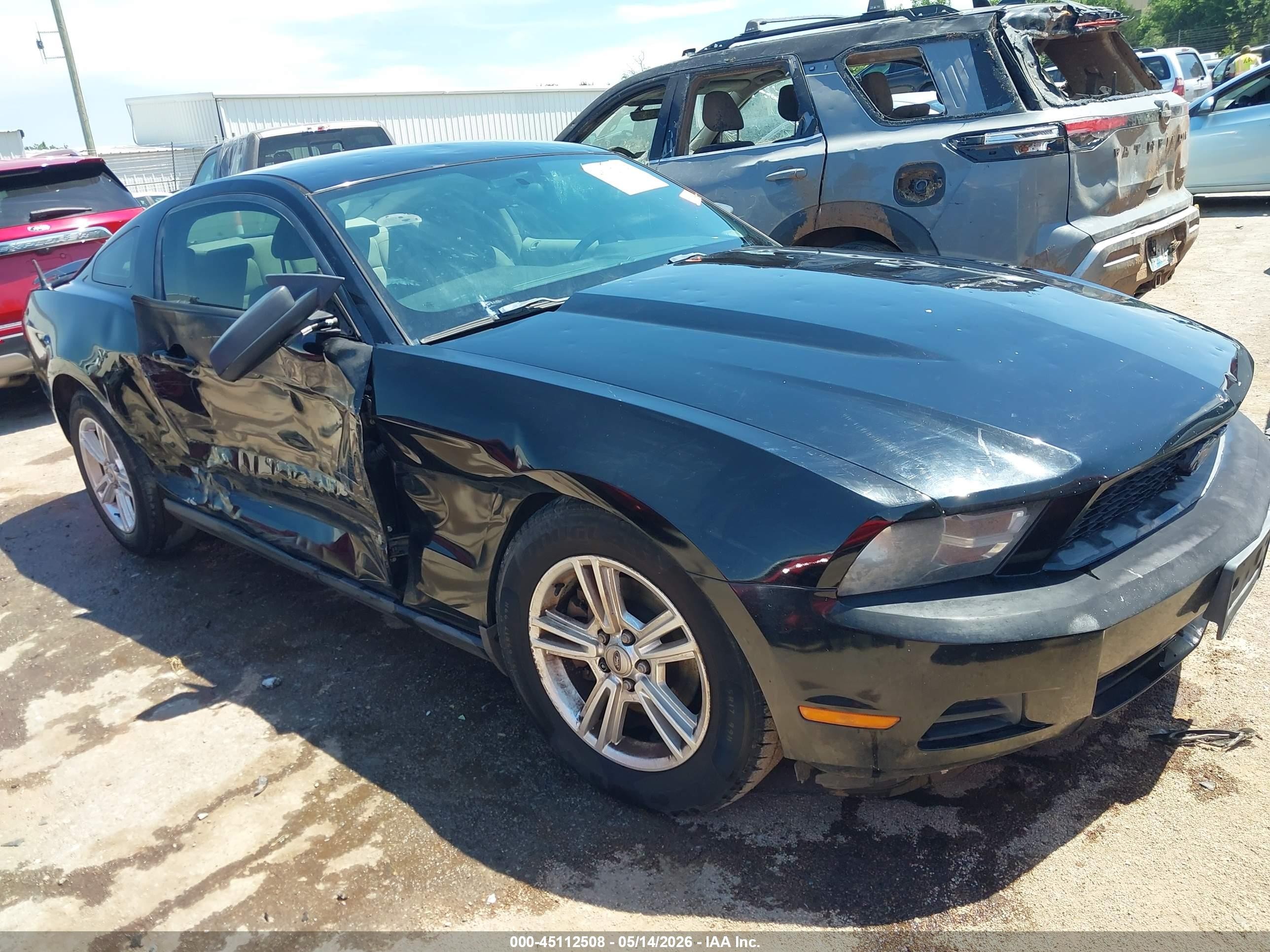 2011 Ford Mustang V6 Black vin: 1ZVBP8AM8B5153541