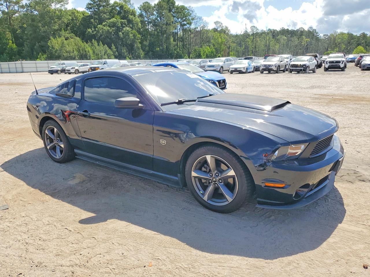 2011 Ford Mustang Черный vin: 1ZVBP8AM8B5167987