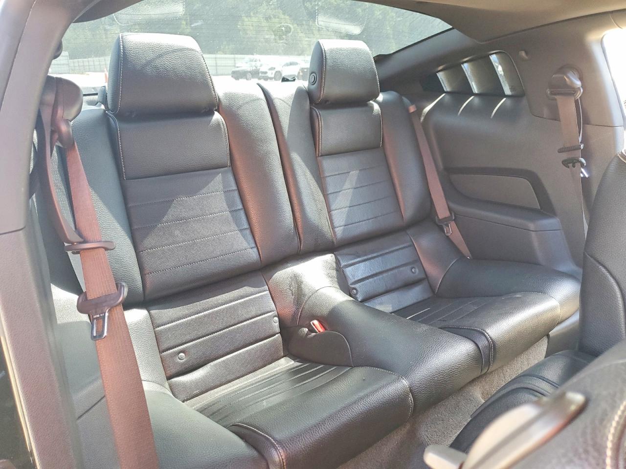 2011 Ford Mustang Черный vin: 1ZVBP8AM8B5167987