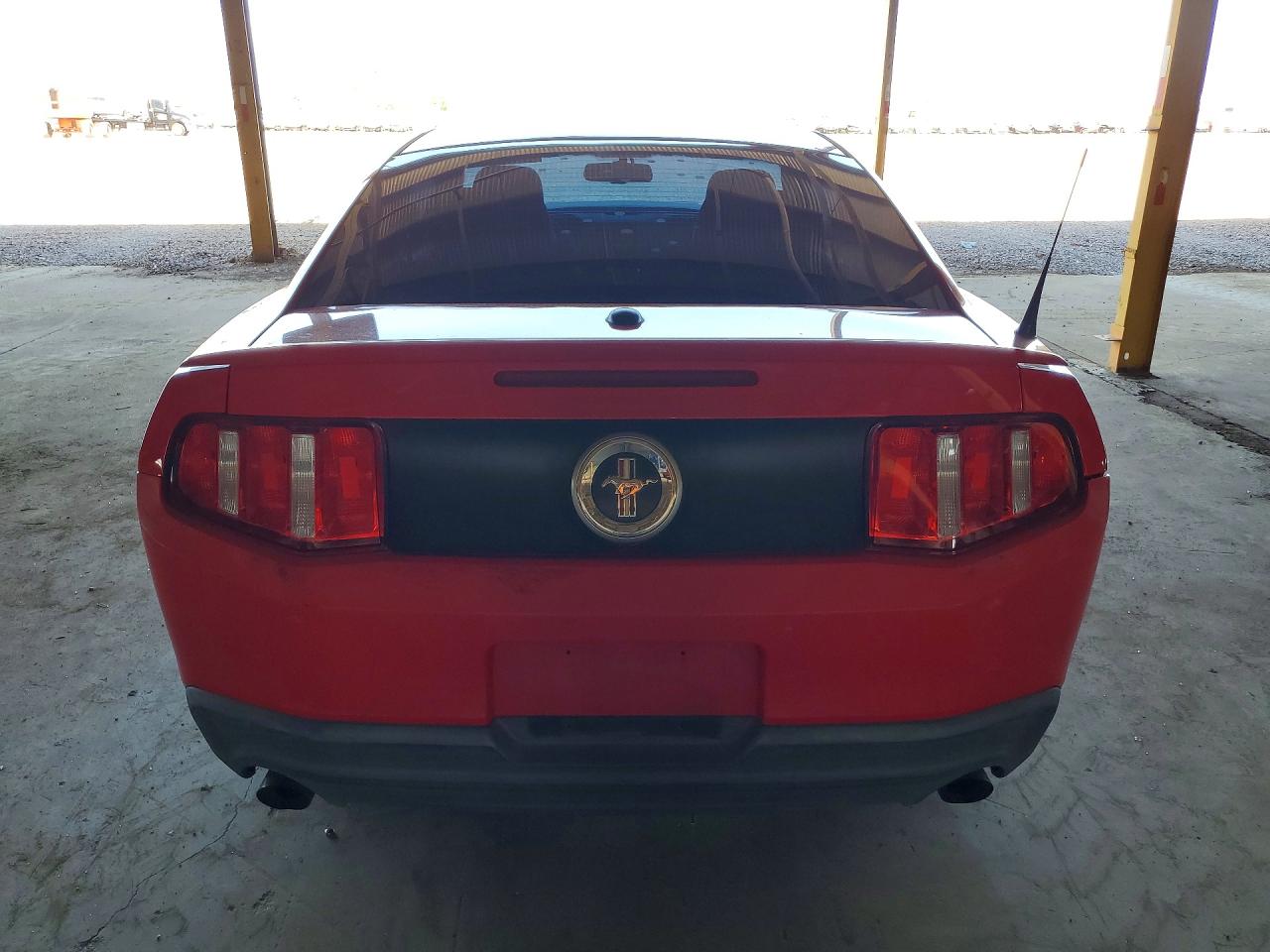 2012 Ford Mustang Red vin: 1ZVBP8AM8C5206661