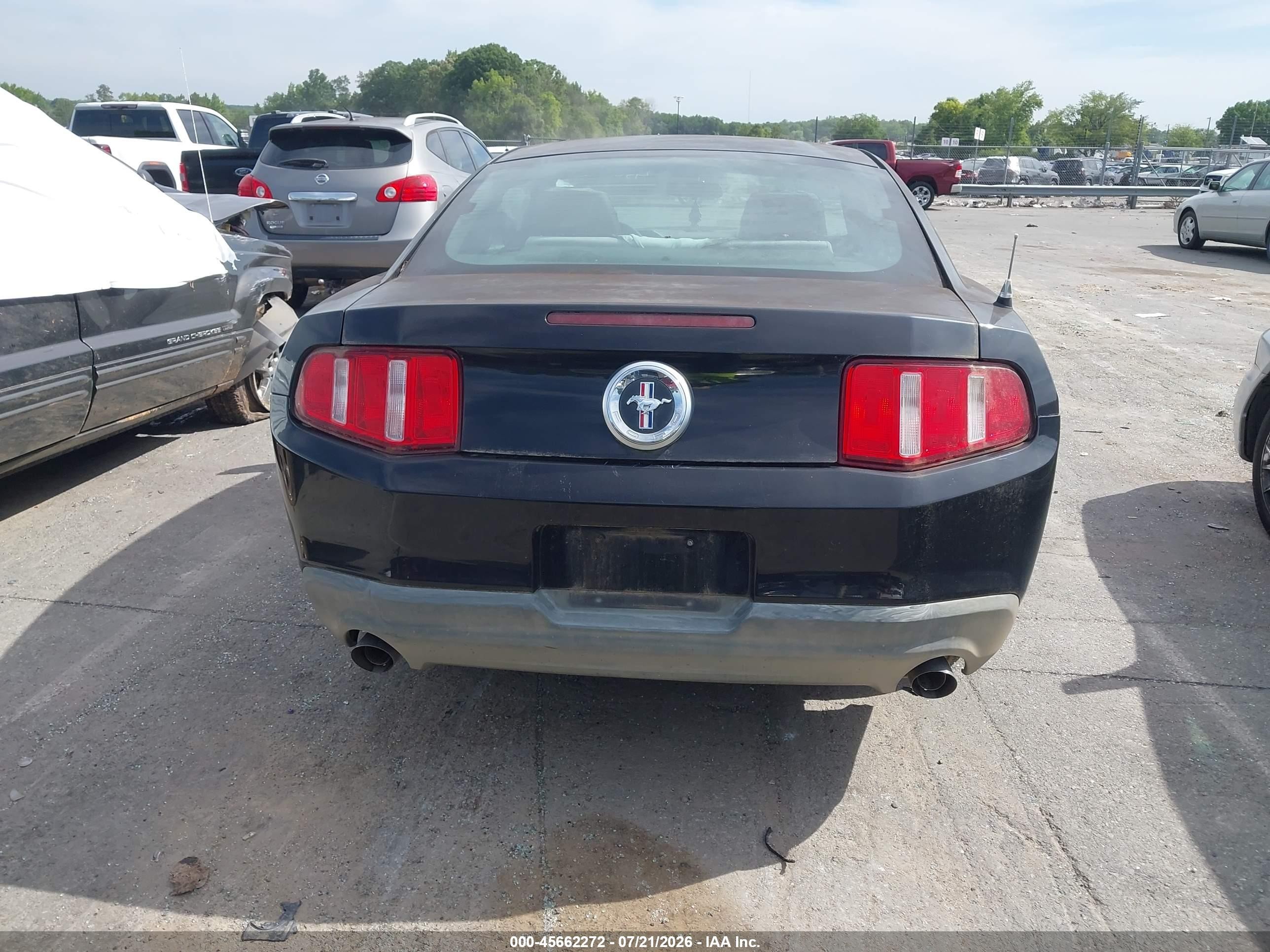 2012 Ford Mustang V6 Black vin: 1ZVBP8AM8C5212427