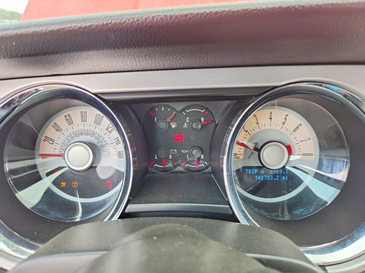2012 Ford Mustang Red vin: 1ZVBP8AM8C5220866