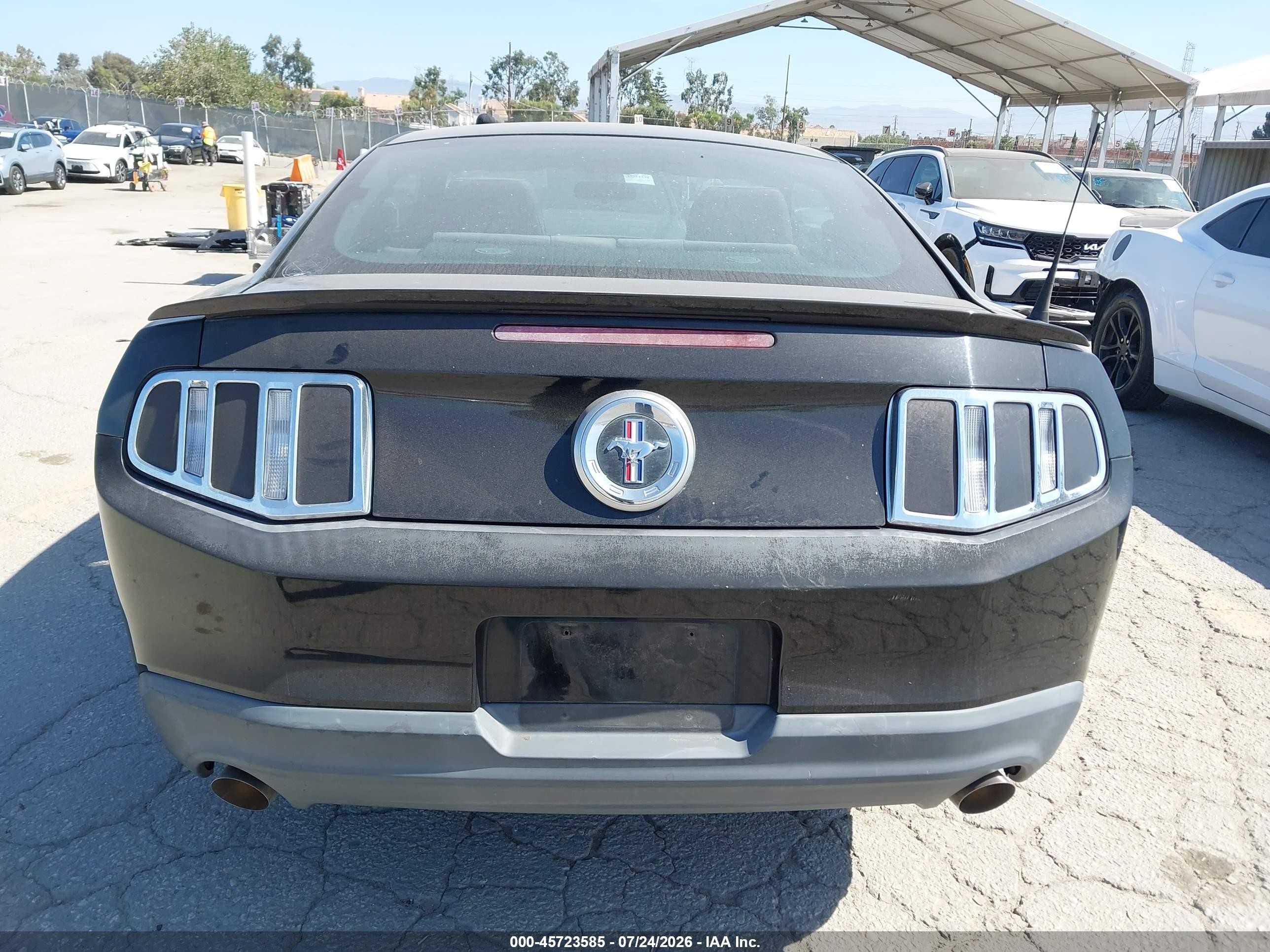 2012 Ford Mustang V6 Черный vin: 1ZVBP8AM8C5245654