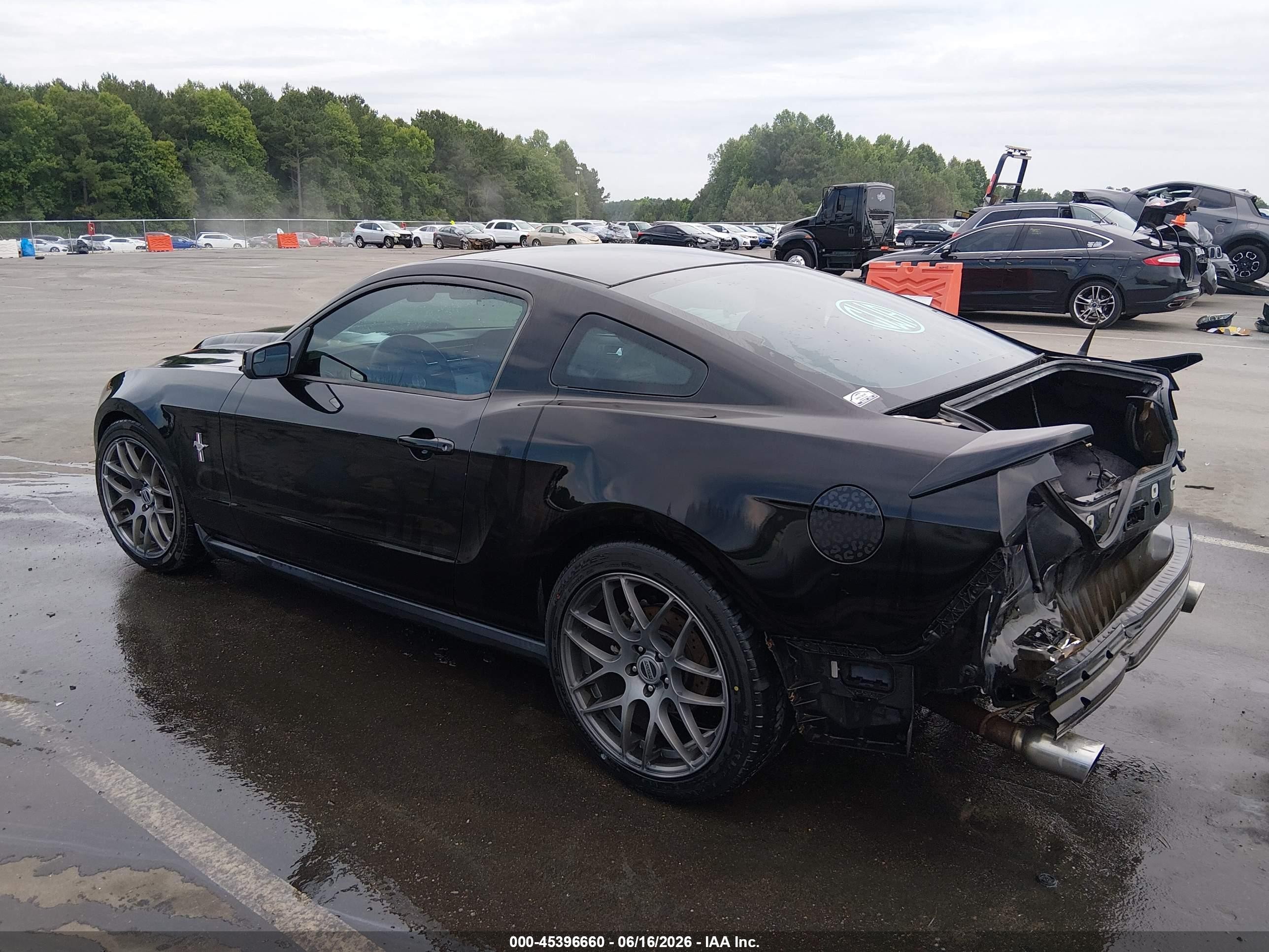 2012 Ford Mustang V6 Premium Black vin: 1ZVBP8AM8C5246691