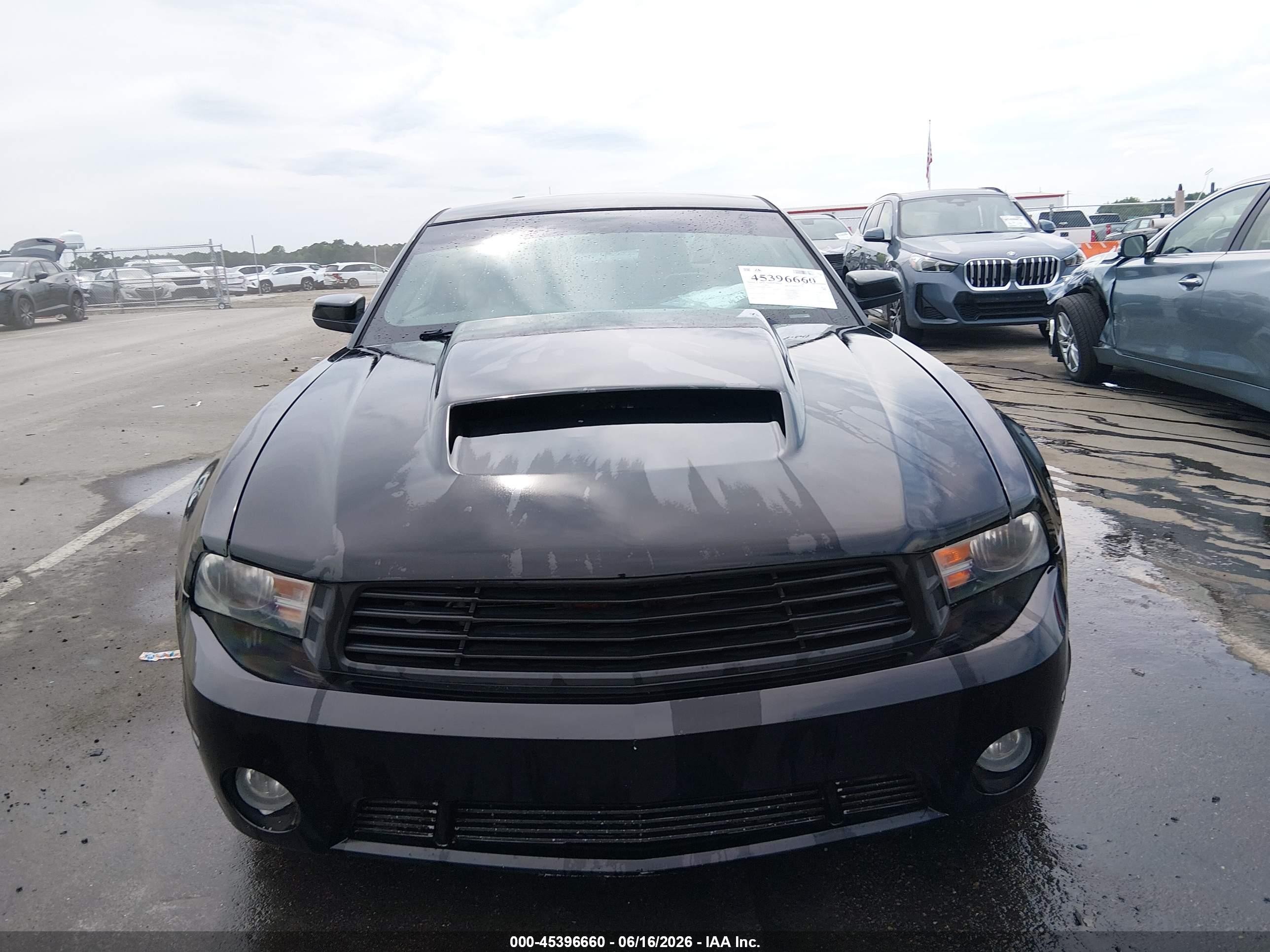 2012 Ford Mustang V6 Premium Black vin: 1ZVBP8AM8C5246691