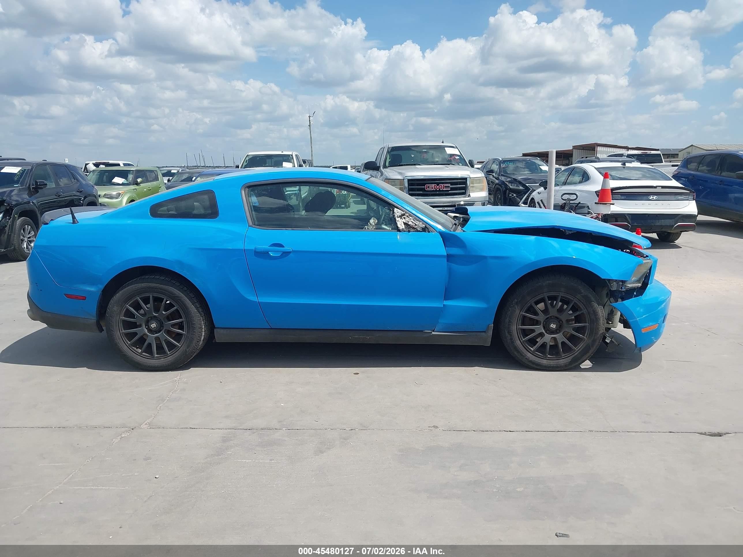 2012 Ford Mustang V6/v6 Premium Blue vin: 1ZVBP8AM8C5268769