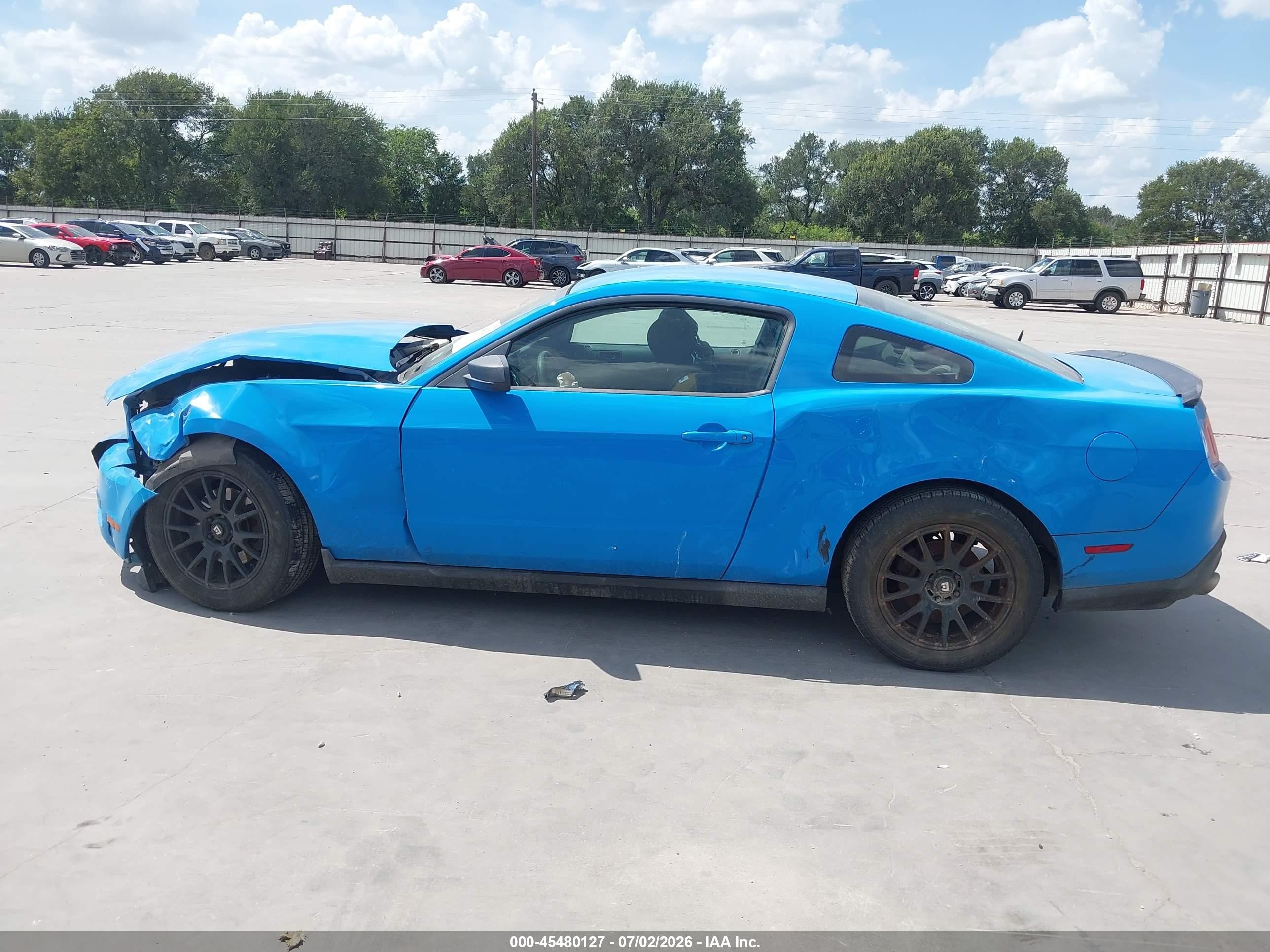 2012 Ford Mustang V6/v6 Premium Blue vin: 1ZVBP8AM8C5268769