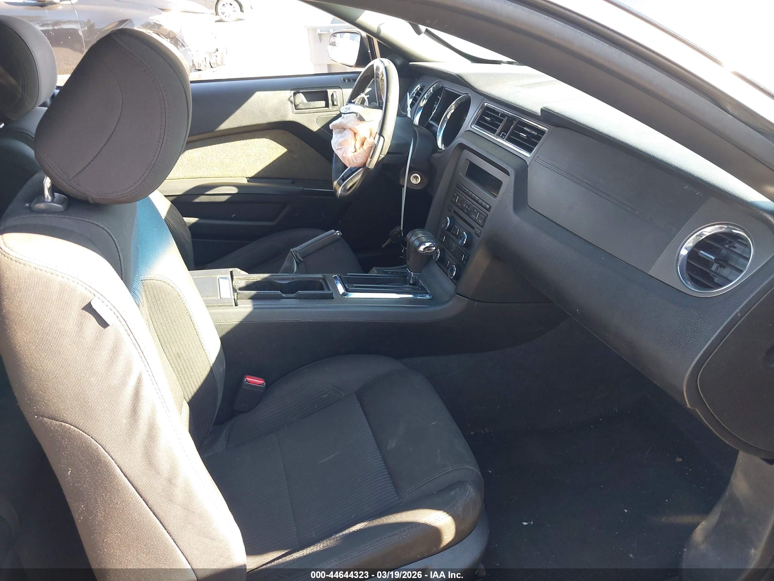 2012 Ford Mustang V6 Black vin: 1ZVBP8AM8C5287466