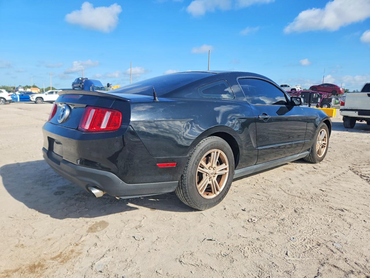 2012 Ford Mustang Black vin: 1ZVBP8AM8C5287998