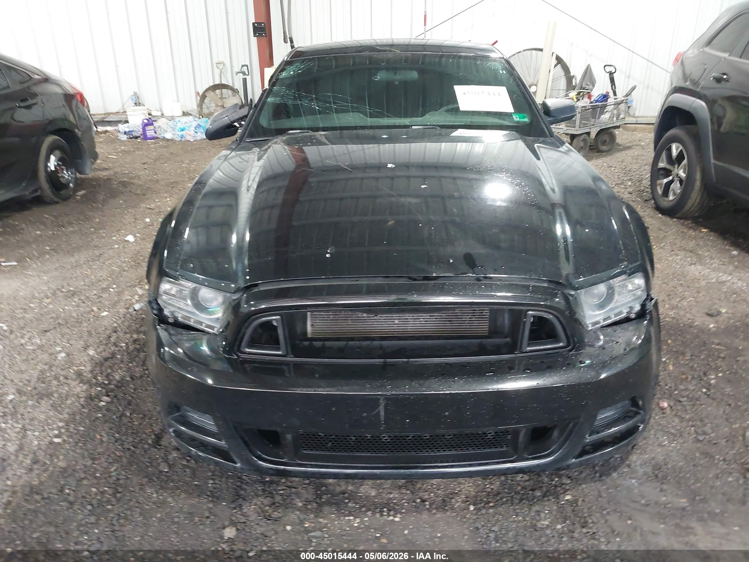 2013 Ford Mustang V6 Black vin: 1ZVBP8AM8D5205849