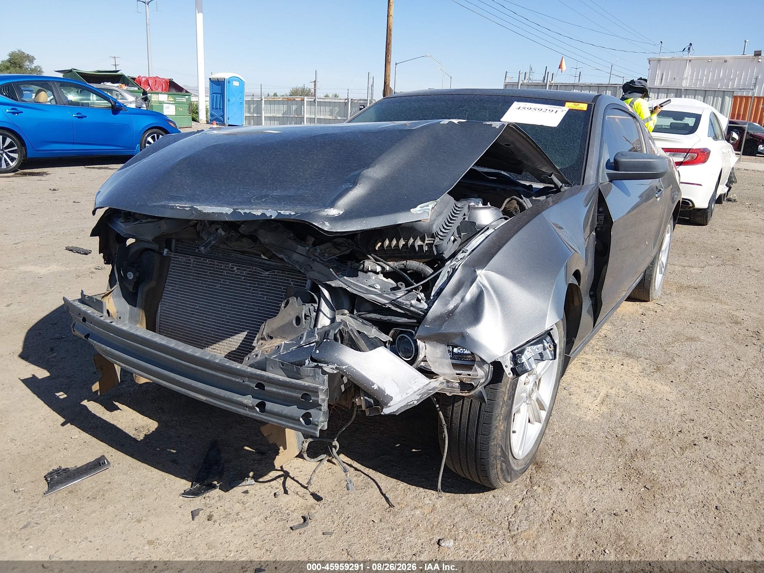 2013 Ford Mustang   Gray vin: 1ZVBP8AM8D5249785