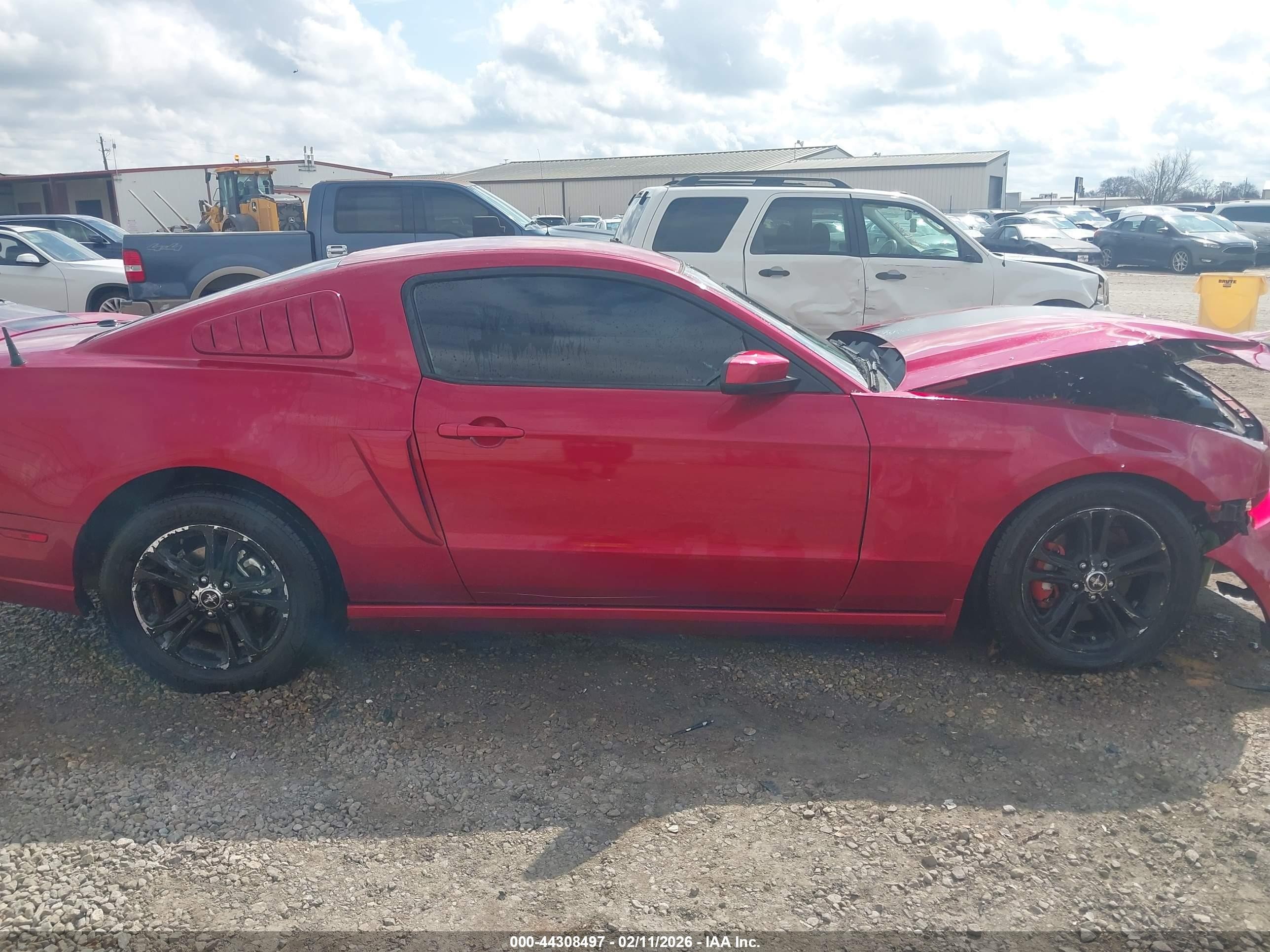 2013 Ford Mustang V6 Premium Red vin: 1ZVBP8AM8D5252511