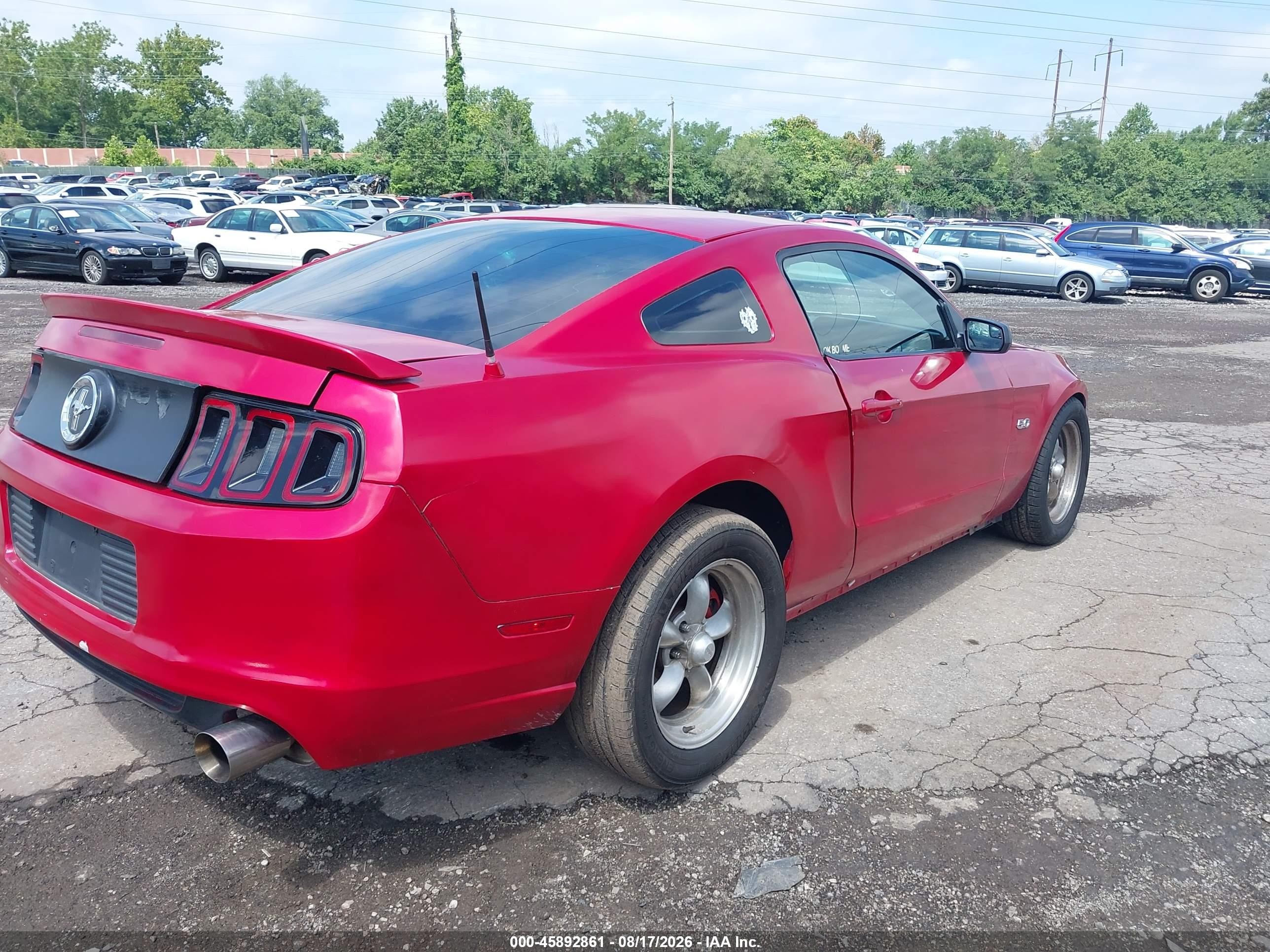 2013 Ford Mustang V6 Red vin: 1ZVBP8AM8D5269406
