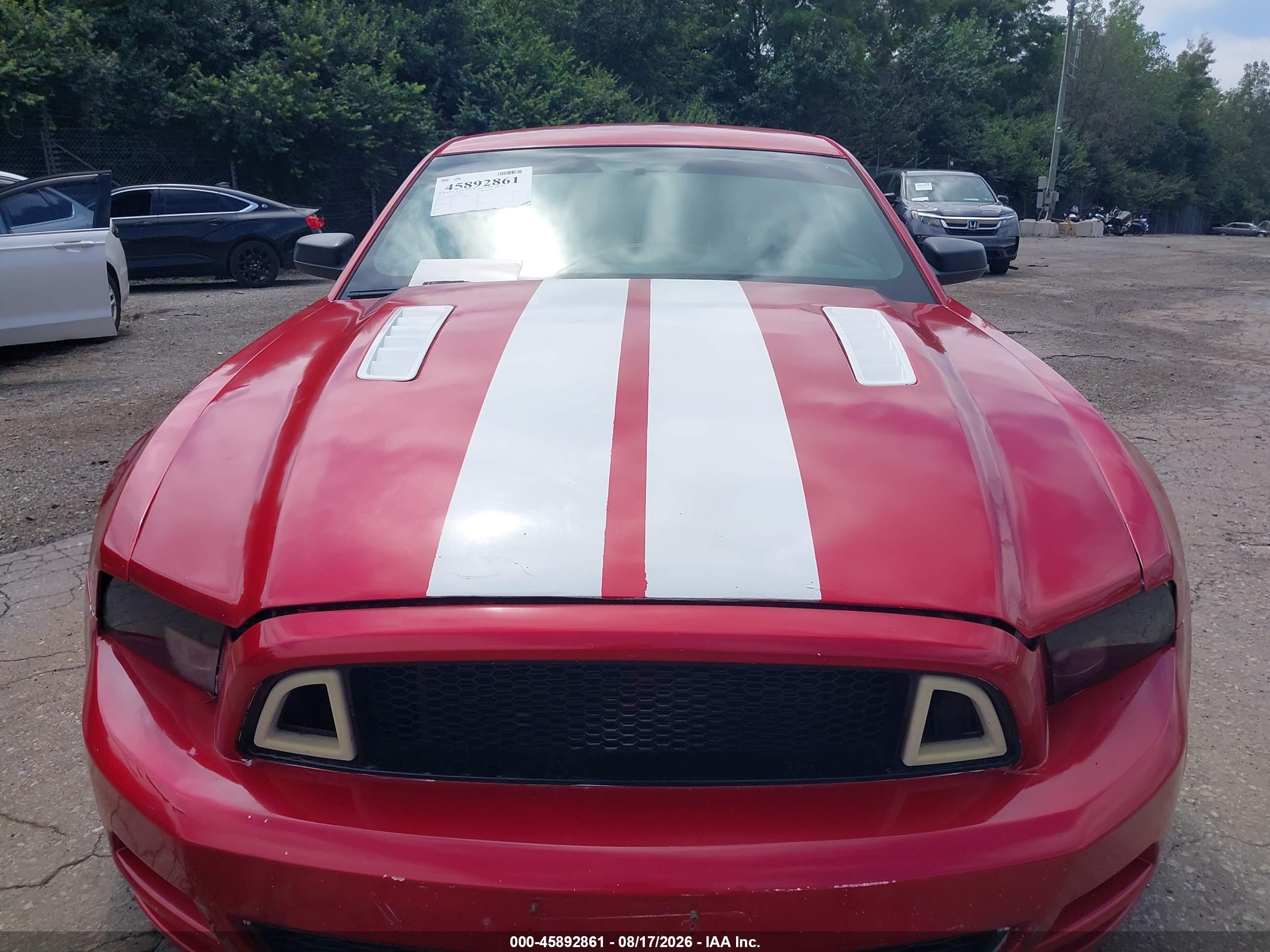2013 Ford Mustang V6 Red vin: 1ZVBP8AM8D5269406