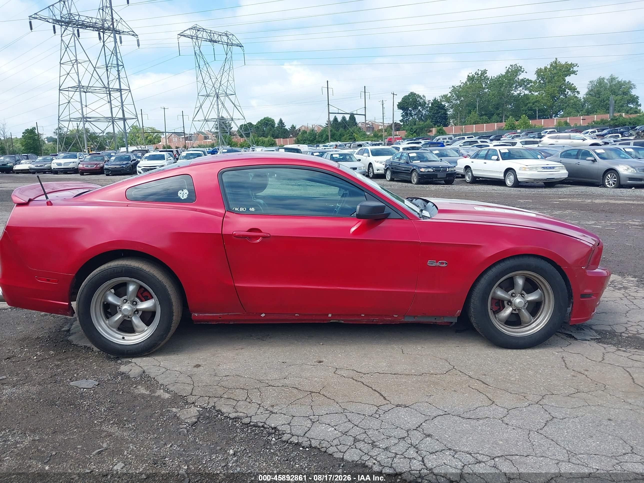 2013 Ford Mustang V6 Red vin: 1ZVBP8AM8D5269406