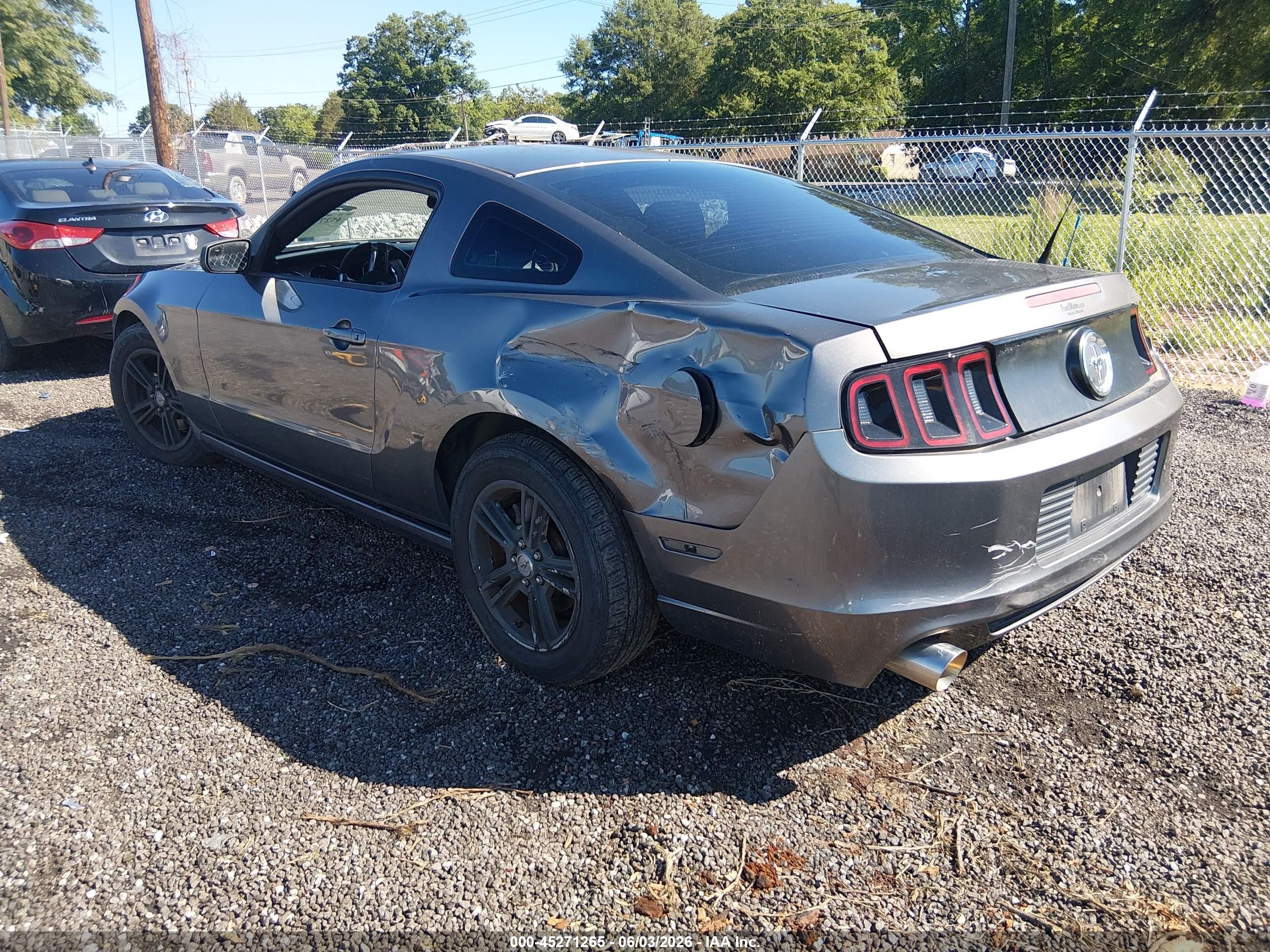 2014 Ford Mustang V6 Gray vin: 1ZVBP8AM8E5207750
