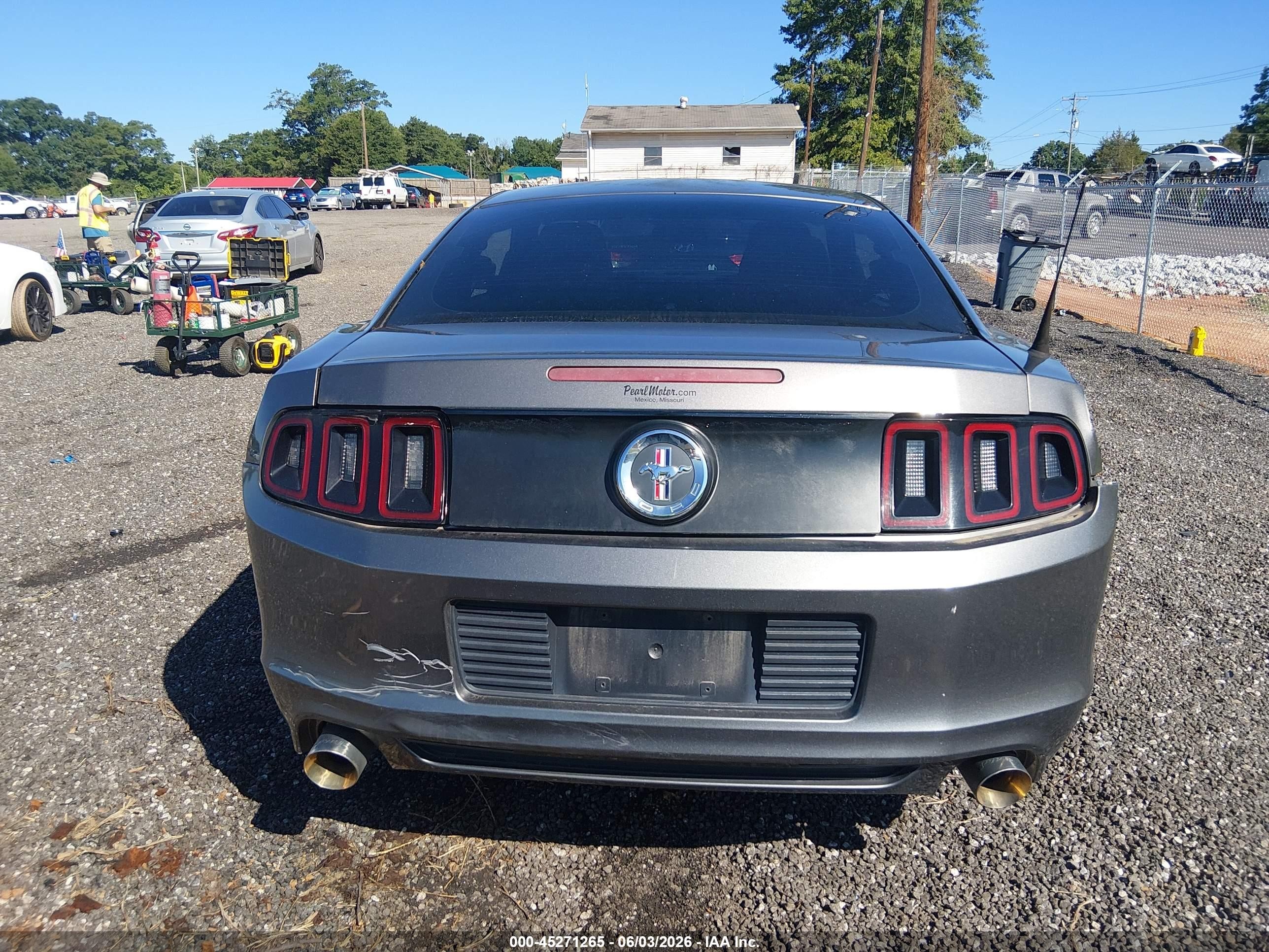 2014 Ford Mustang V6 Gray vin: 1ZVBP8AM8E5207750