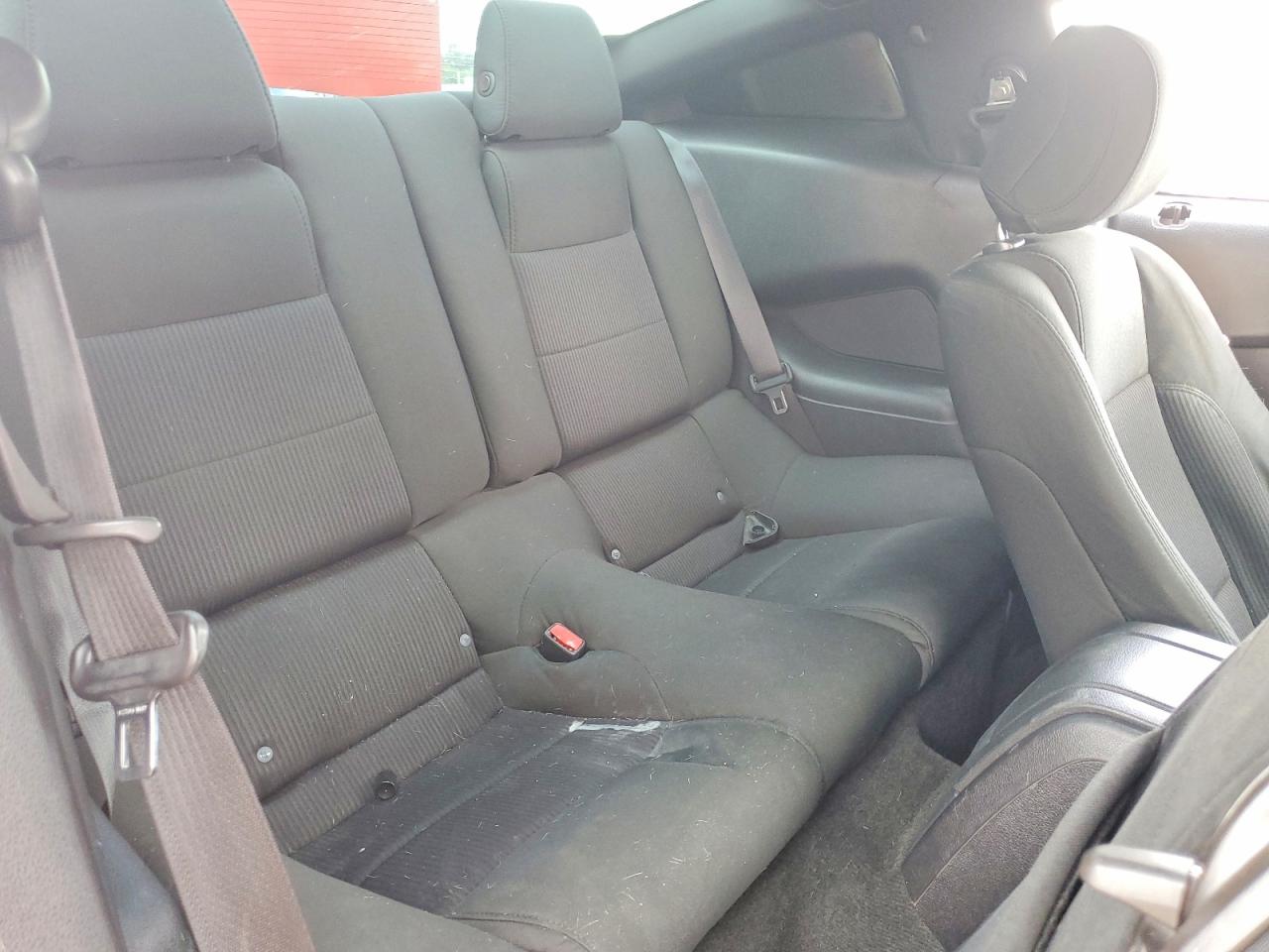 2014 Ford Mustang Red vin: 1ZVBP8AM8E5271433