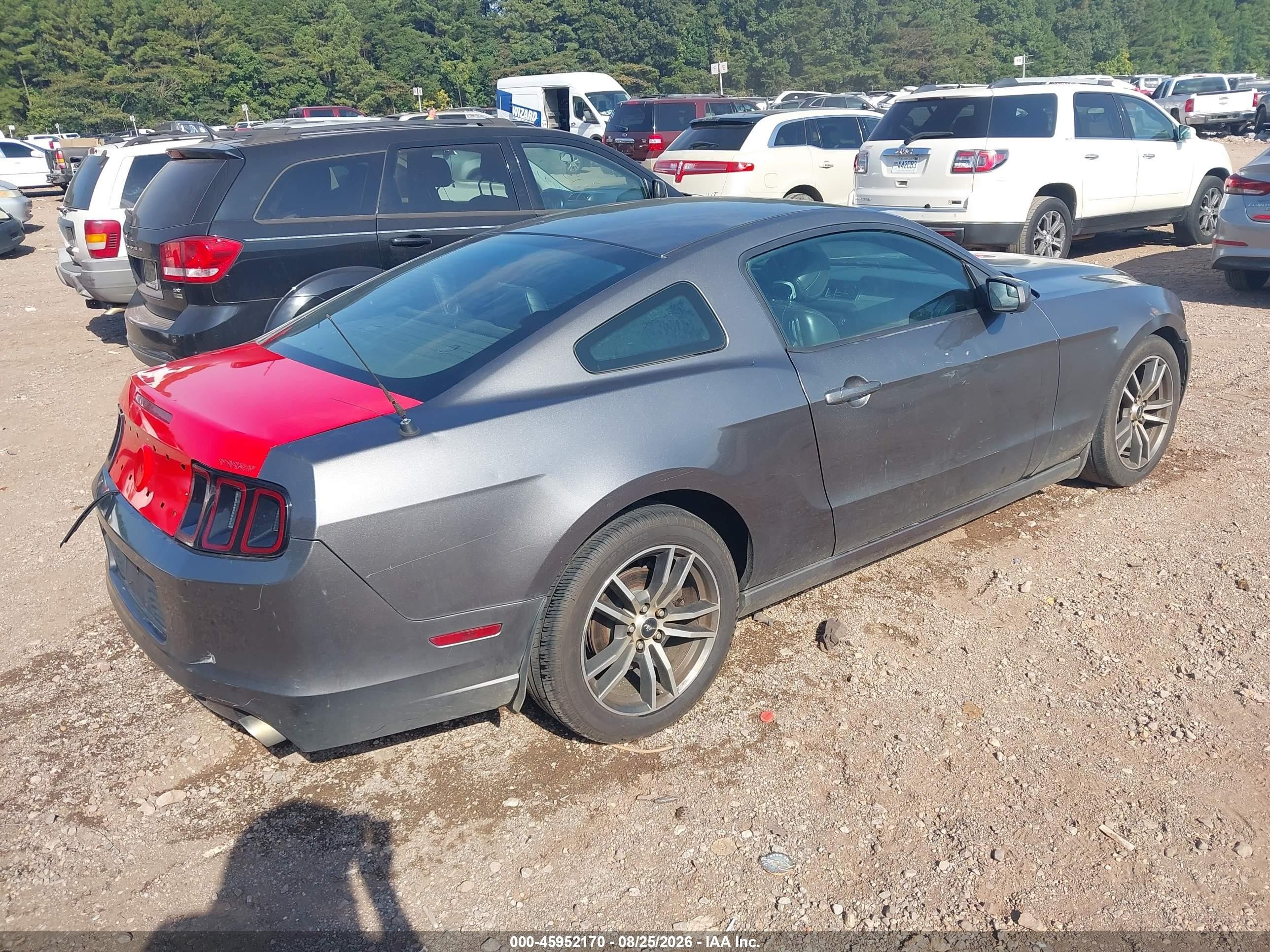 2014 Ford Mustang V6 Premium Gray vin: 1ZVBP8AM8E5282318
