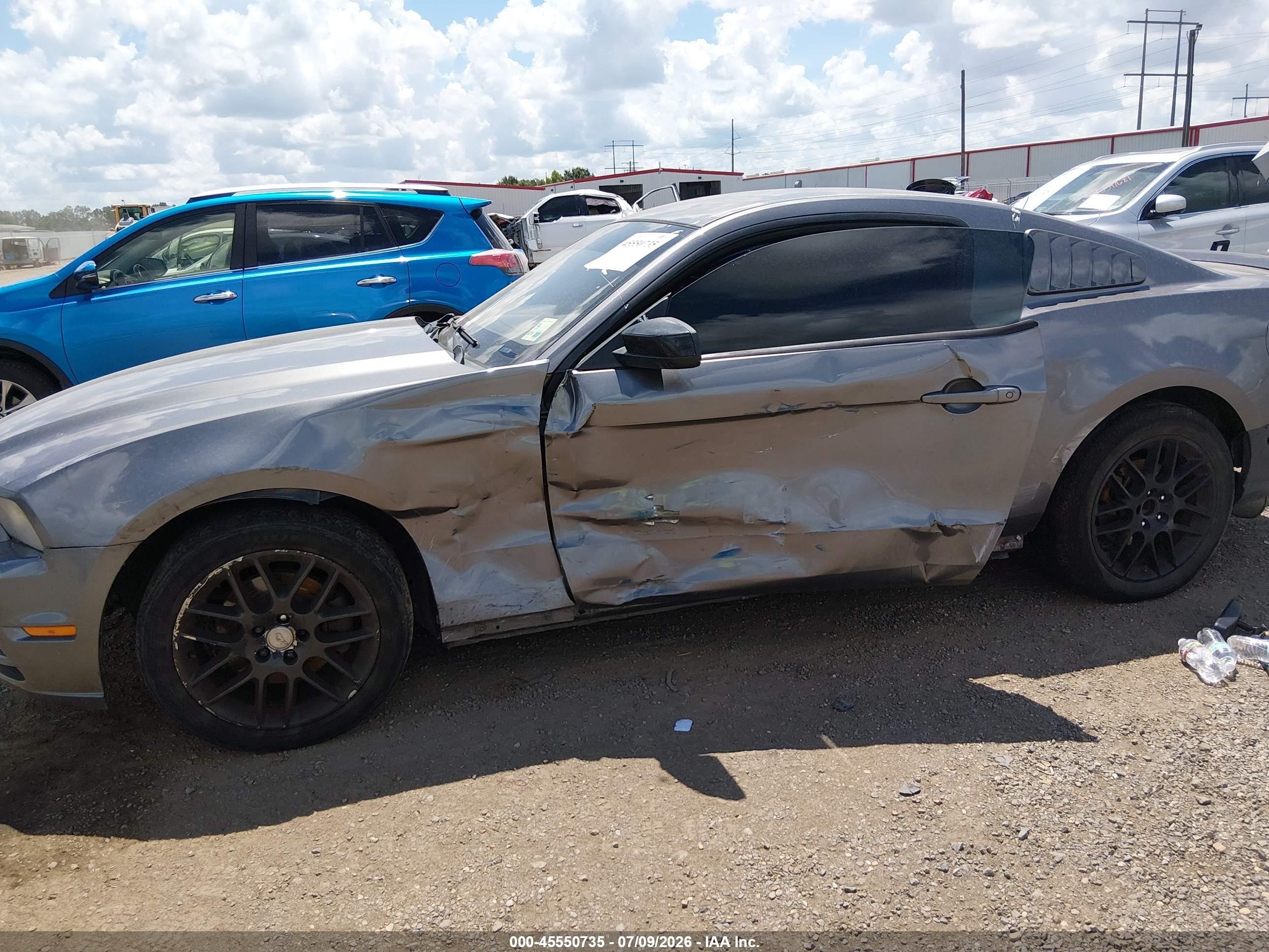 2014 Ford Mustang V6/v6 Premium Gray vin: 1ZVBP8AM8E5288345