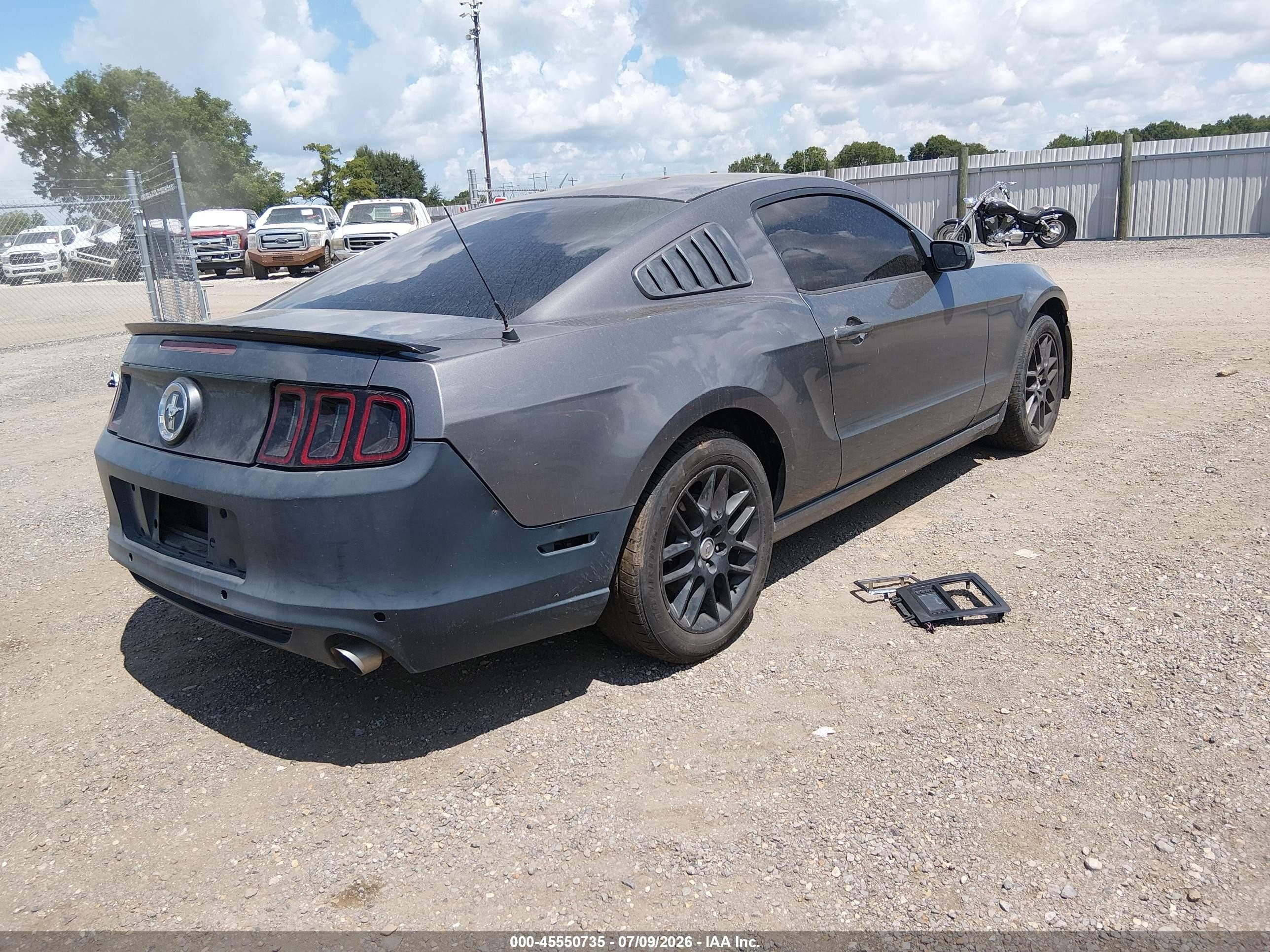 2014 Ford Mustang V6/v6 Premium Gray vin: 1ZVBP8AM8E5288345