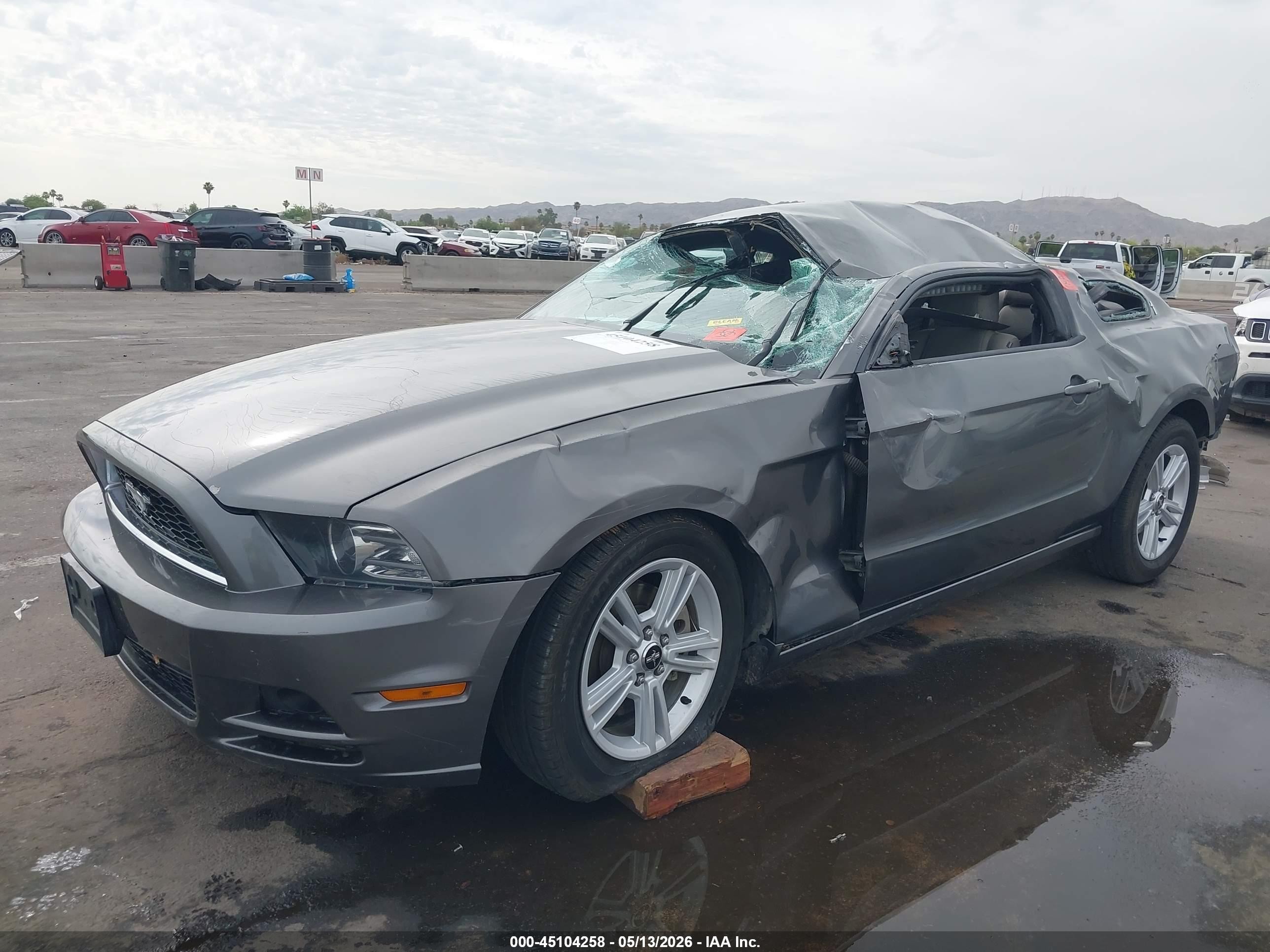 2014 Ford Mustang V6 Gray vin: 1ZVBP8AM8E5291584