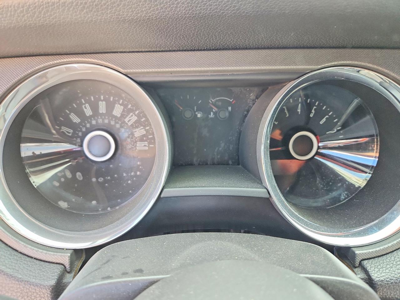 2014 Ford Mustang Белый vin: 1ZVBP8AM8E5301644