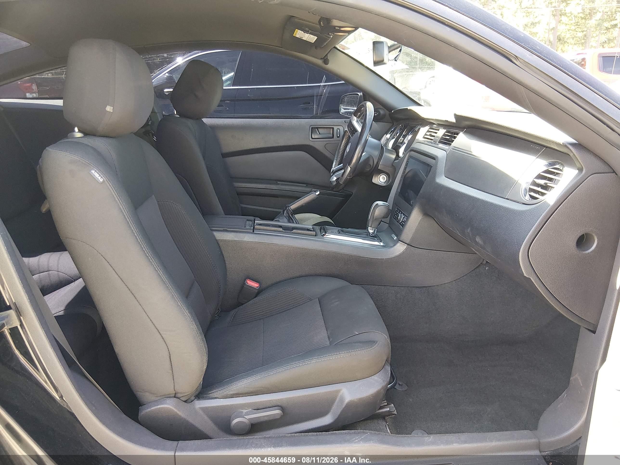 2014 Ford Mustang V6 Black vin: 1ZVBP8AM8E5306438
