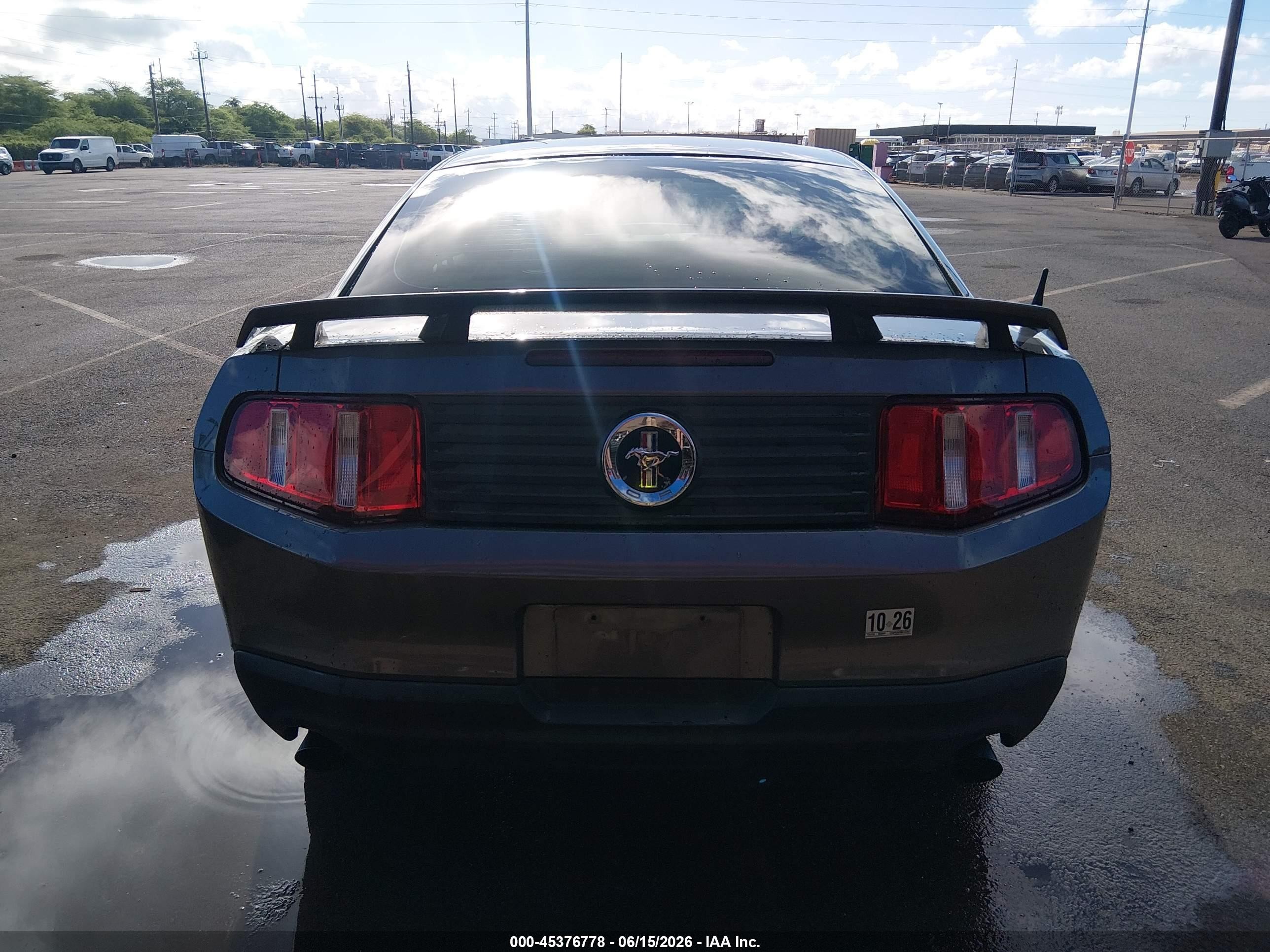 2011 Ford Mustang V6 Gray vin: 1ZVBP8AM9B5152351