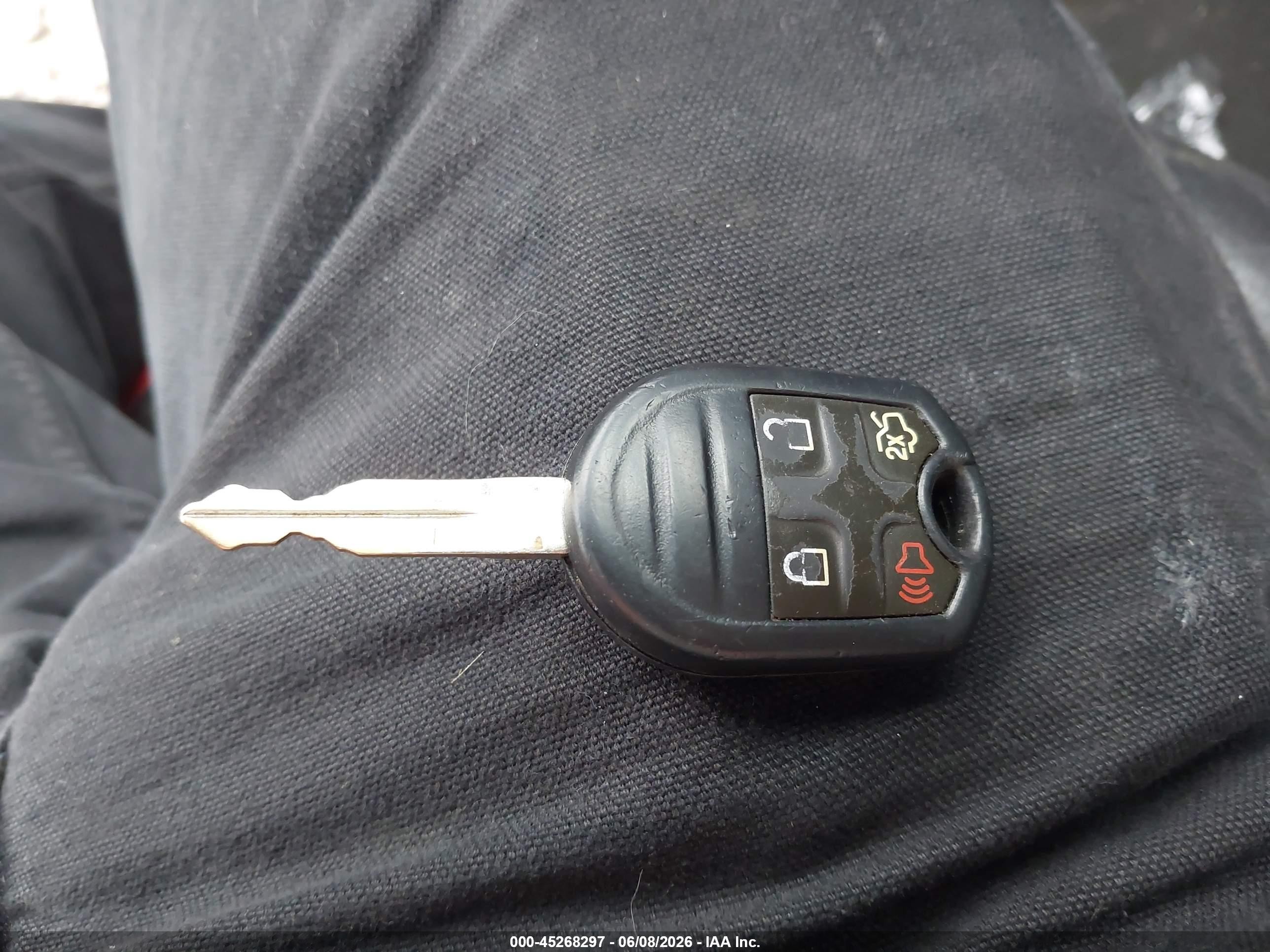 2012 Ford Mustang V6 Premium Красный vin: 1ZVBP8AM9C5209701