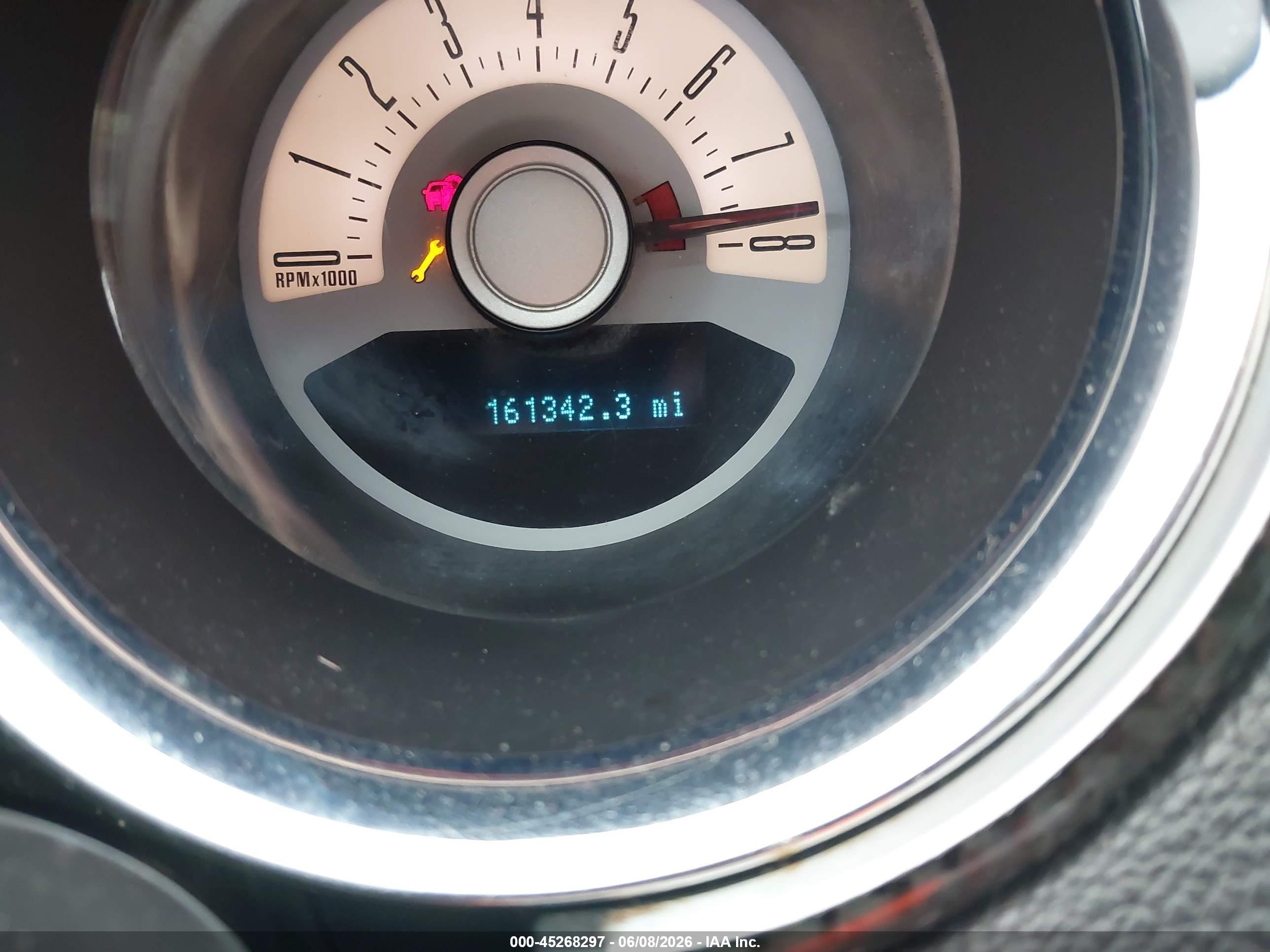2012 Ford Mustang V6 Premium Красный vin: 1ZVBP8AM9C5209701
