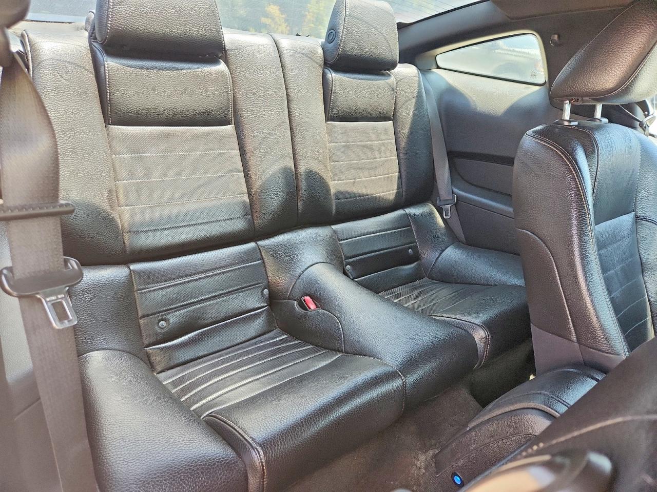 2012 Ford Mustang Black vin: 1ZVBP8AM9C5220522