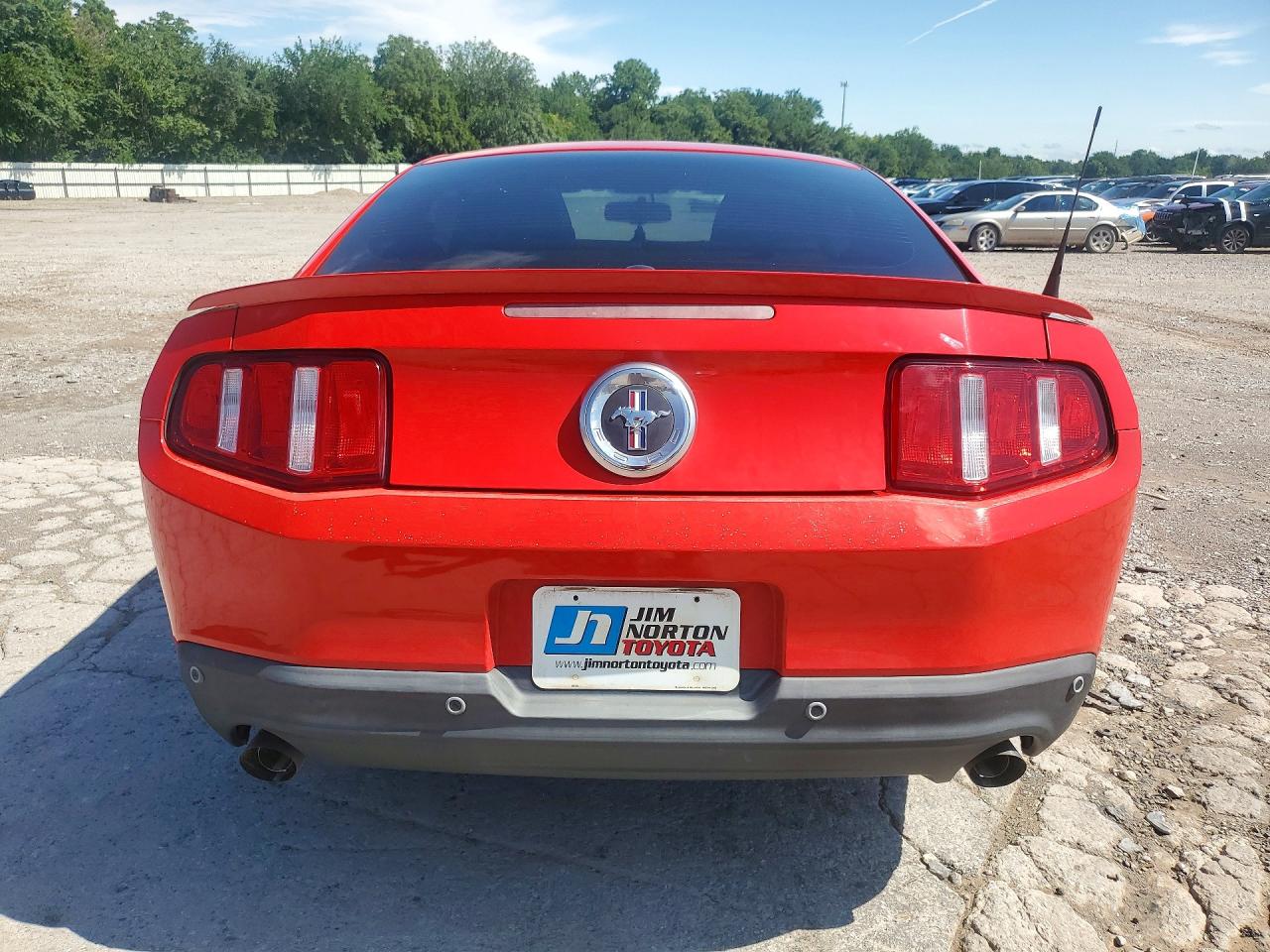 2012 Ford Mustang Red vin: 1ZVBP8AM9C5221606