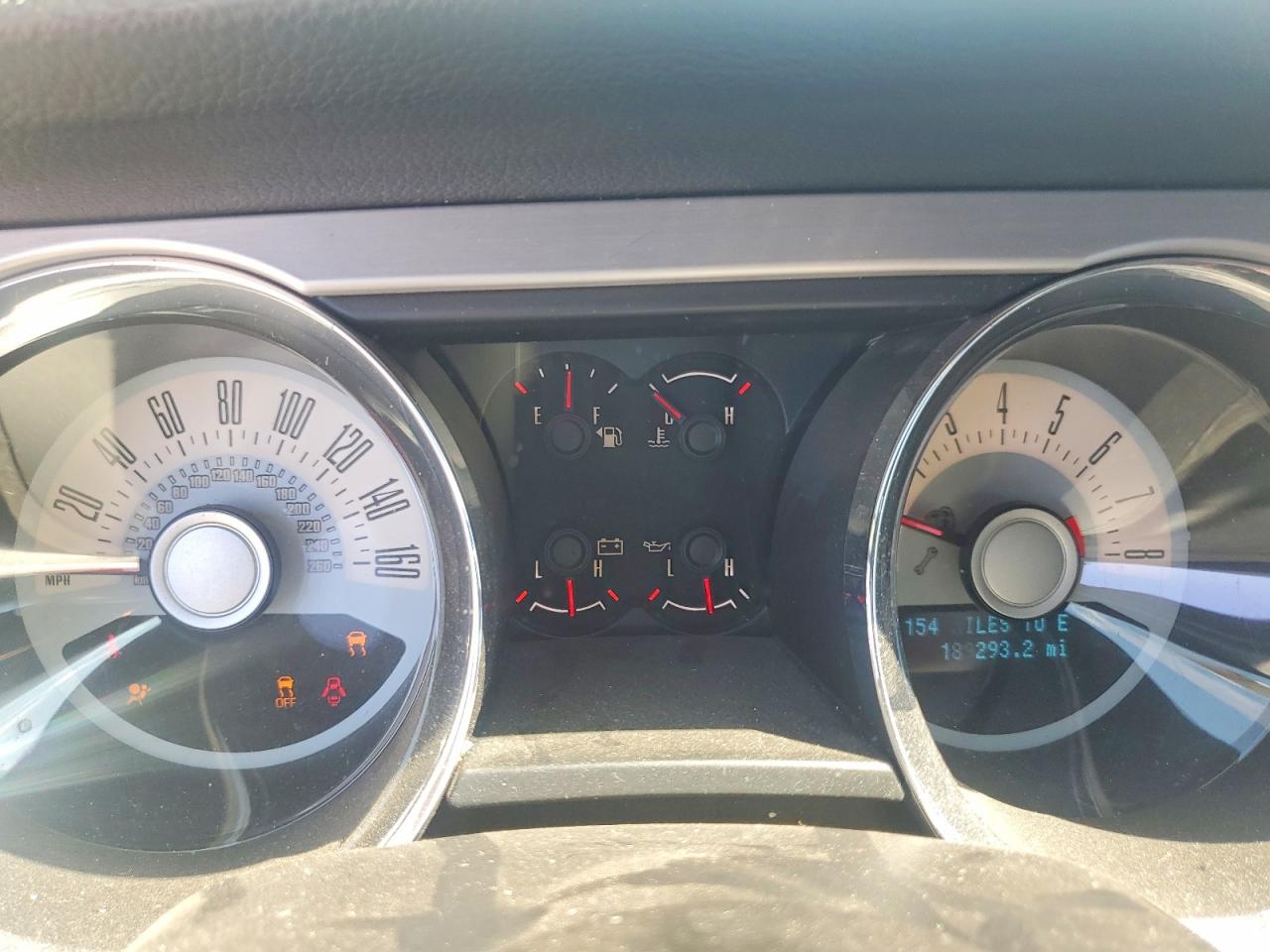2012 Ford Mustang Red vin: 1ZVBP8AM9C5221606