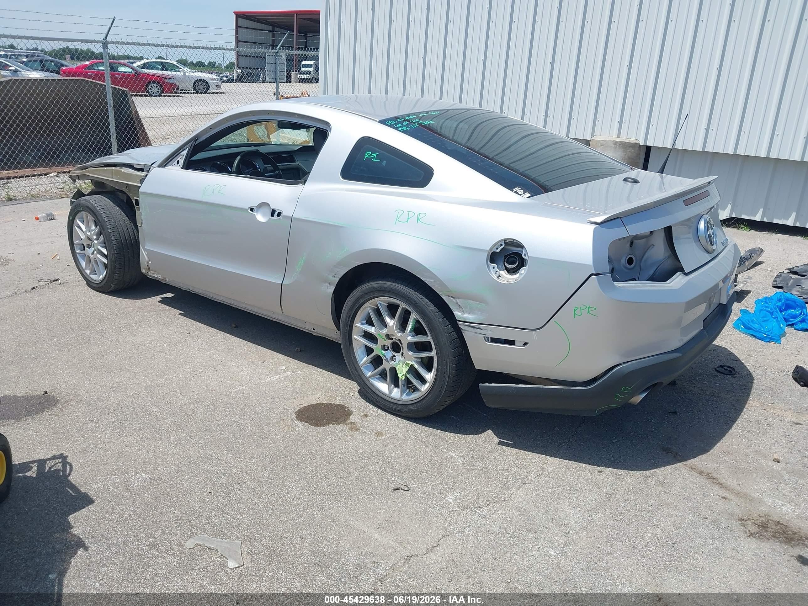 2012 Ford Mustang V6/v6 Premium Silver vin: 1ZVBP8AM9C5221721