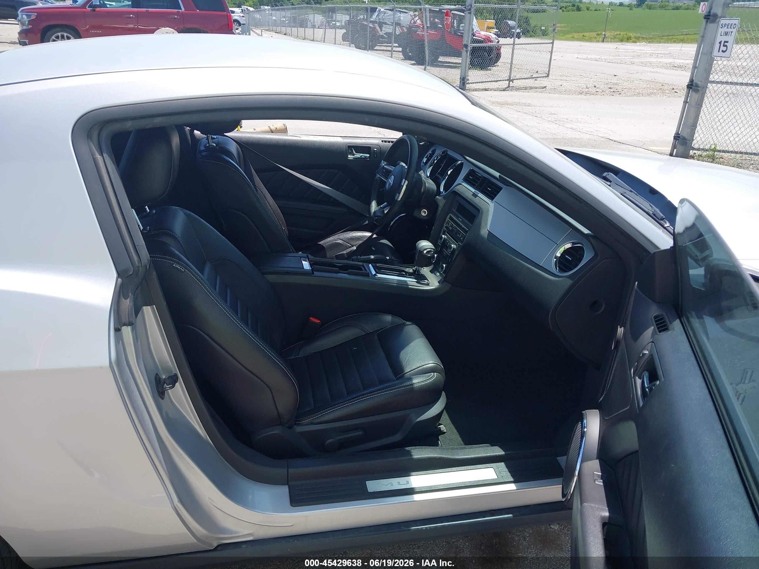 2012 Ford Mustang V6/v6 Premium Silver vin: 1ZVBP8AM9C5221721