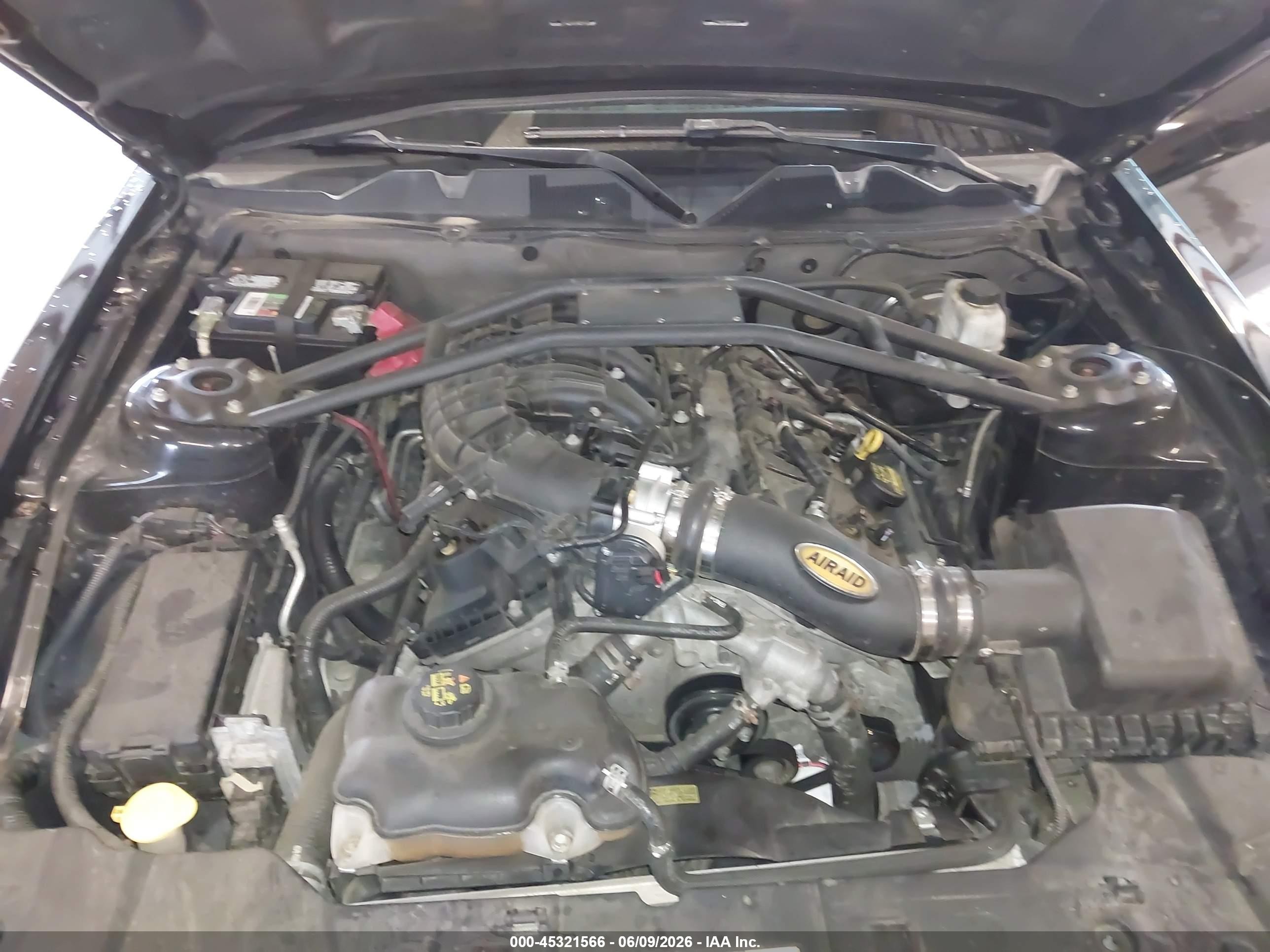 2013 Ford Mustang V6 Черный vin: 1ZVBP8AM9D5213250
