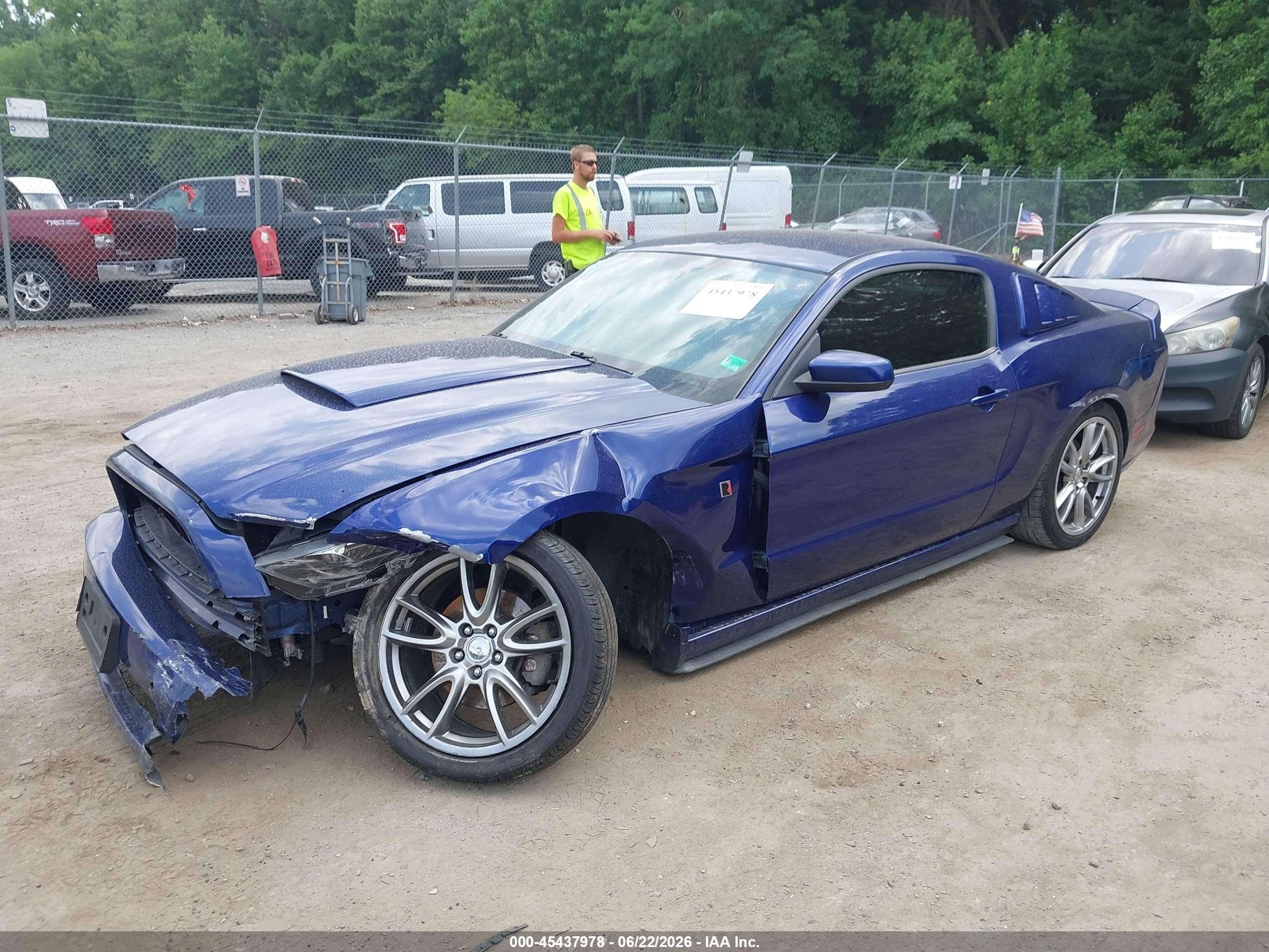 2013 Ford Mustang V6 Premium Blue vin: 1ZVBP8AM9D5255661