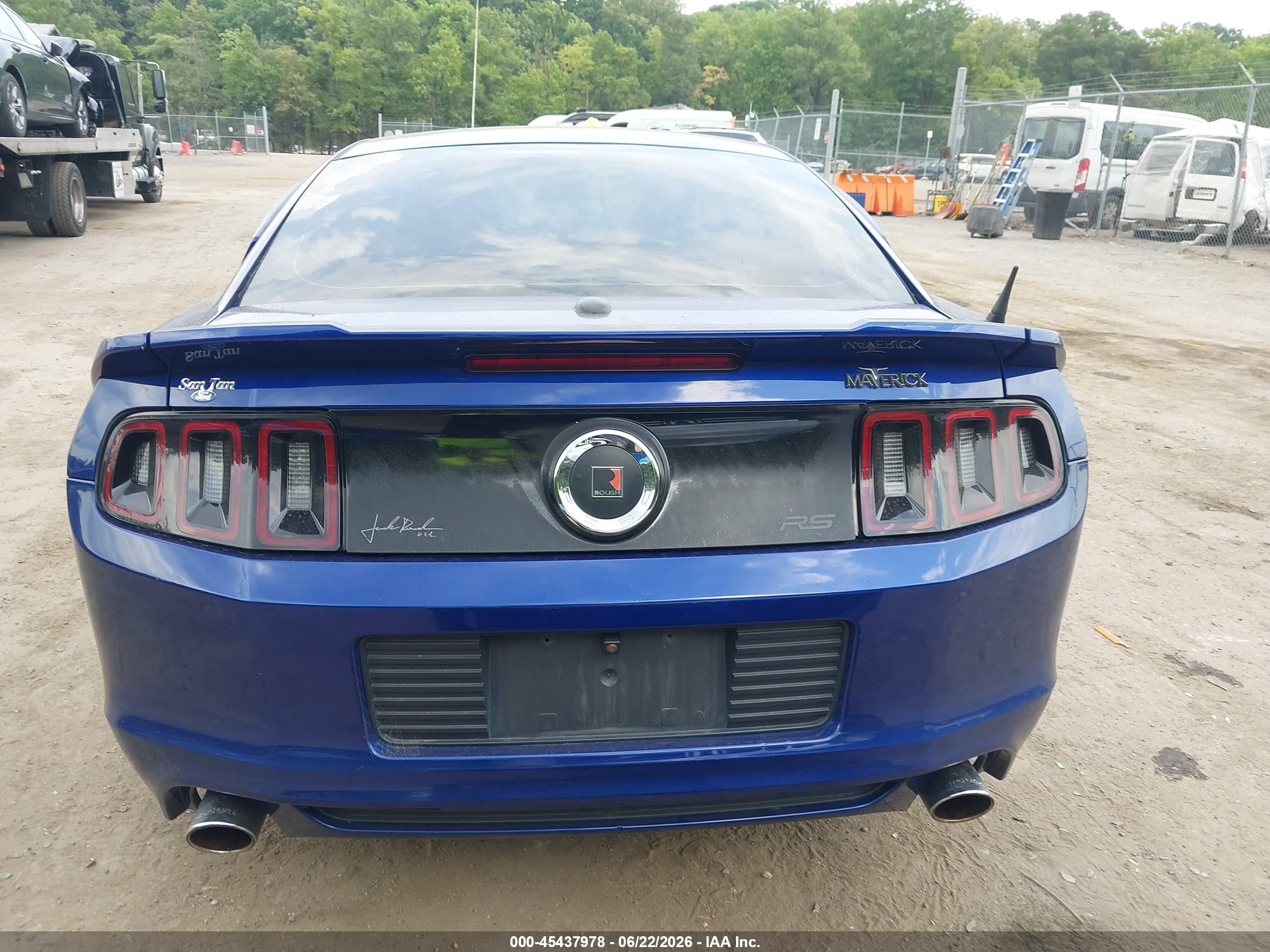2013 Ford Mustang V6 Premium Blue vin: 1ZVBP8AM9D5255661