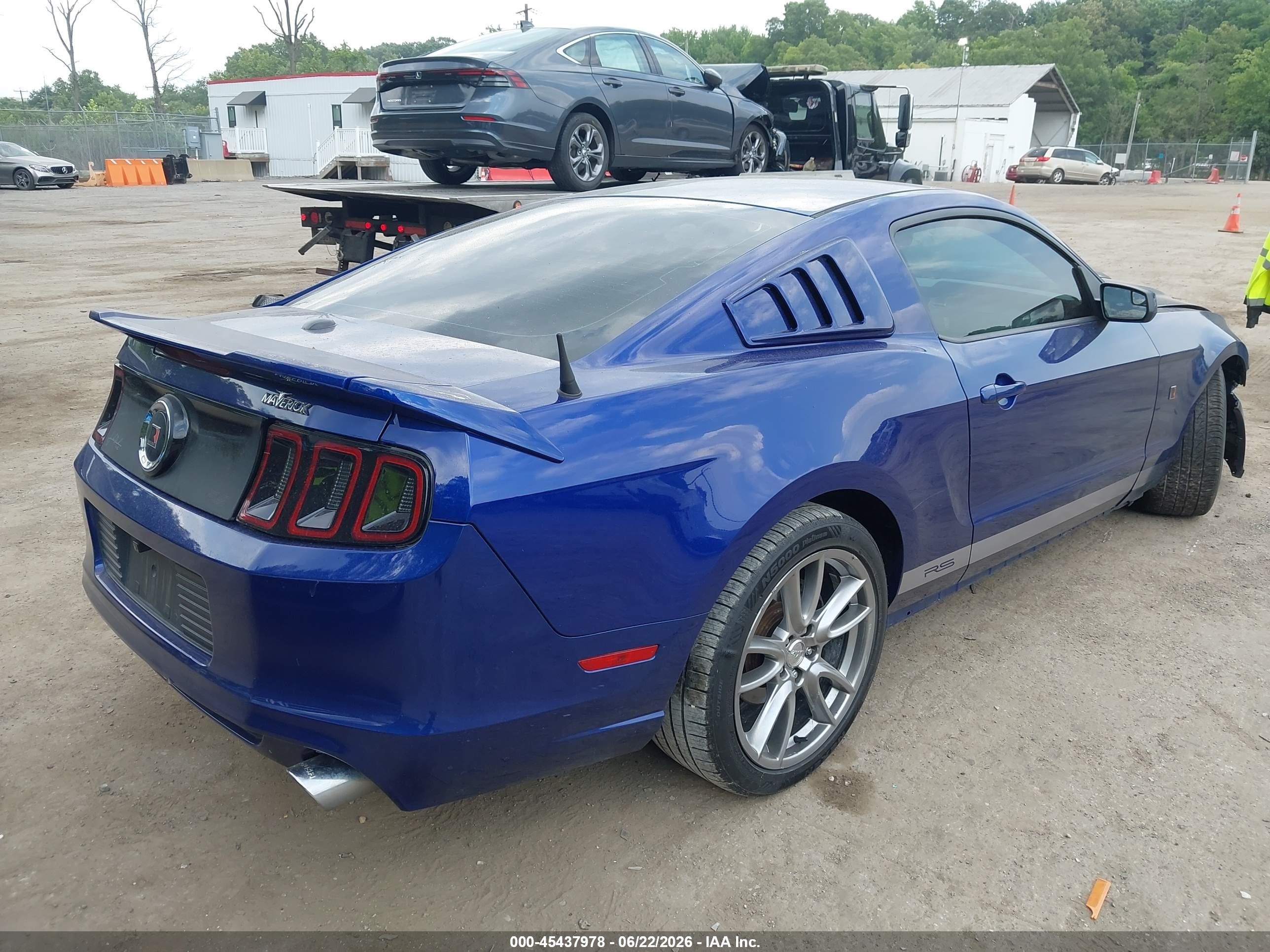 2013 Ford Mustang V6 Premium Blue vin: 1ZVBP8AM9D5255661