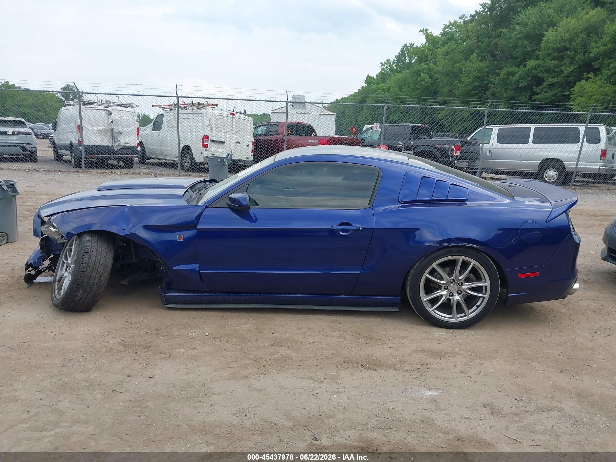 2013 Ford Mustang V6 Premium Blue vin: 1ZVBP8AM9D5255661
