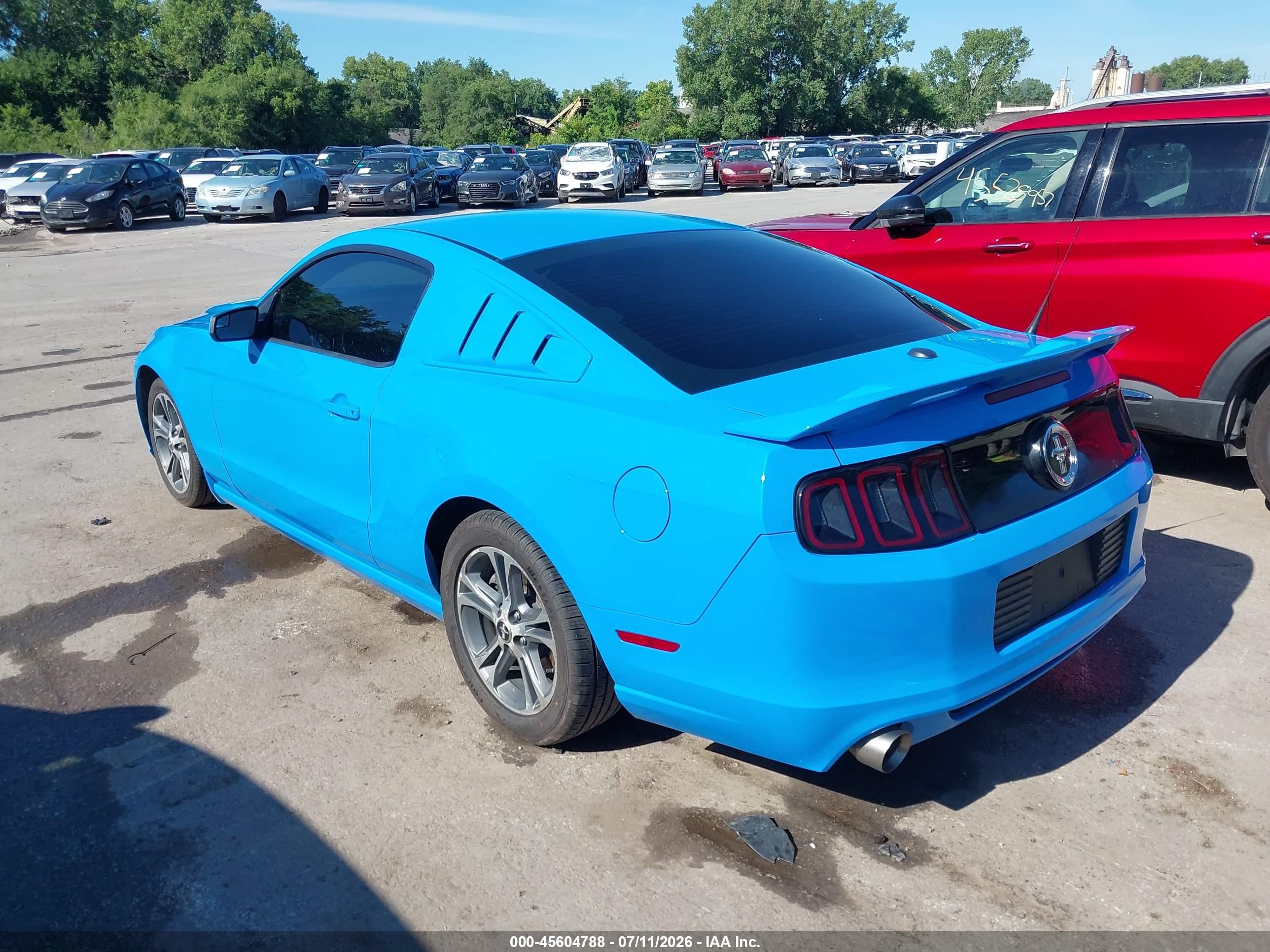2013 Ford Mustang V6 Premium Blue vin: 1ZVBP8AM9D5257832