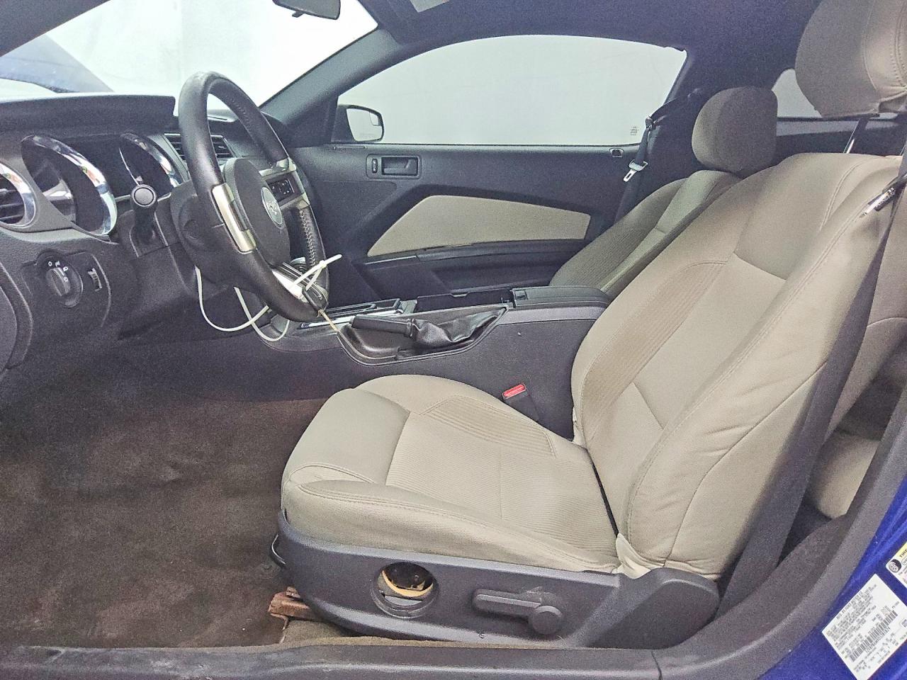 2013 Ford Mustang Blue vin: 1ZVBP8AM9D5281824